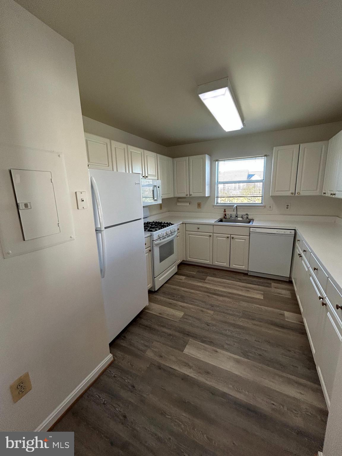 44152 NATALIE TERRACE 301