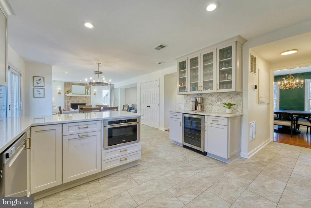 41840 Raspberry Dr