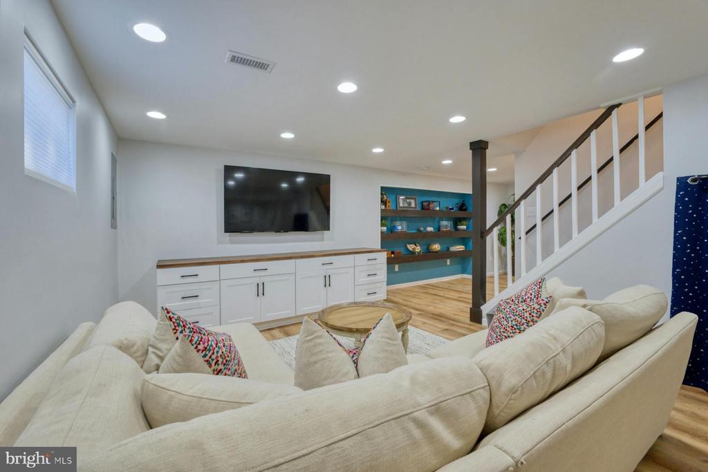 41840 Raspberry Dr