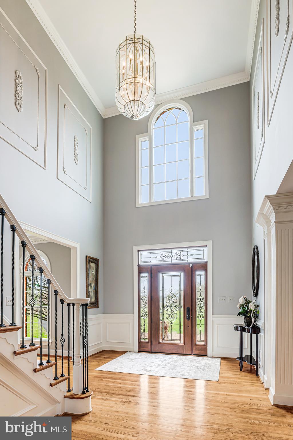 22609 HILLSIDE CIRCLE