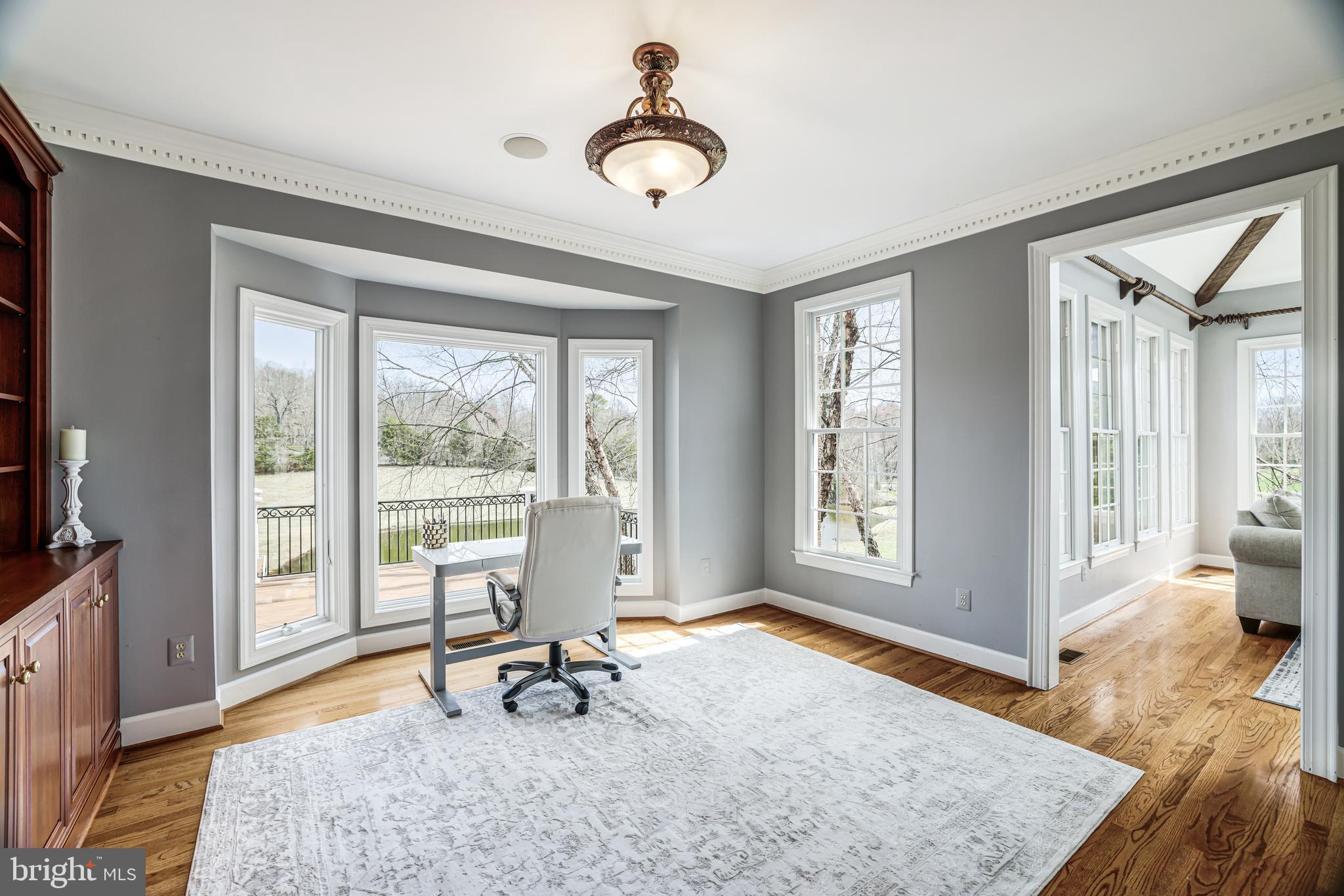 22609 HILLSIDE CIRCLE