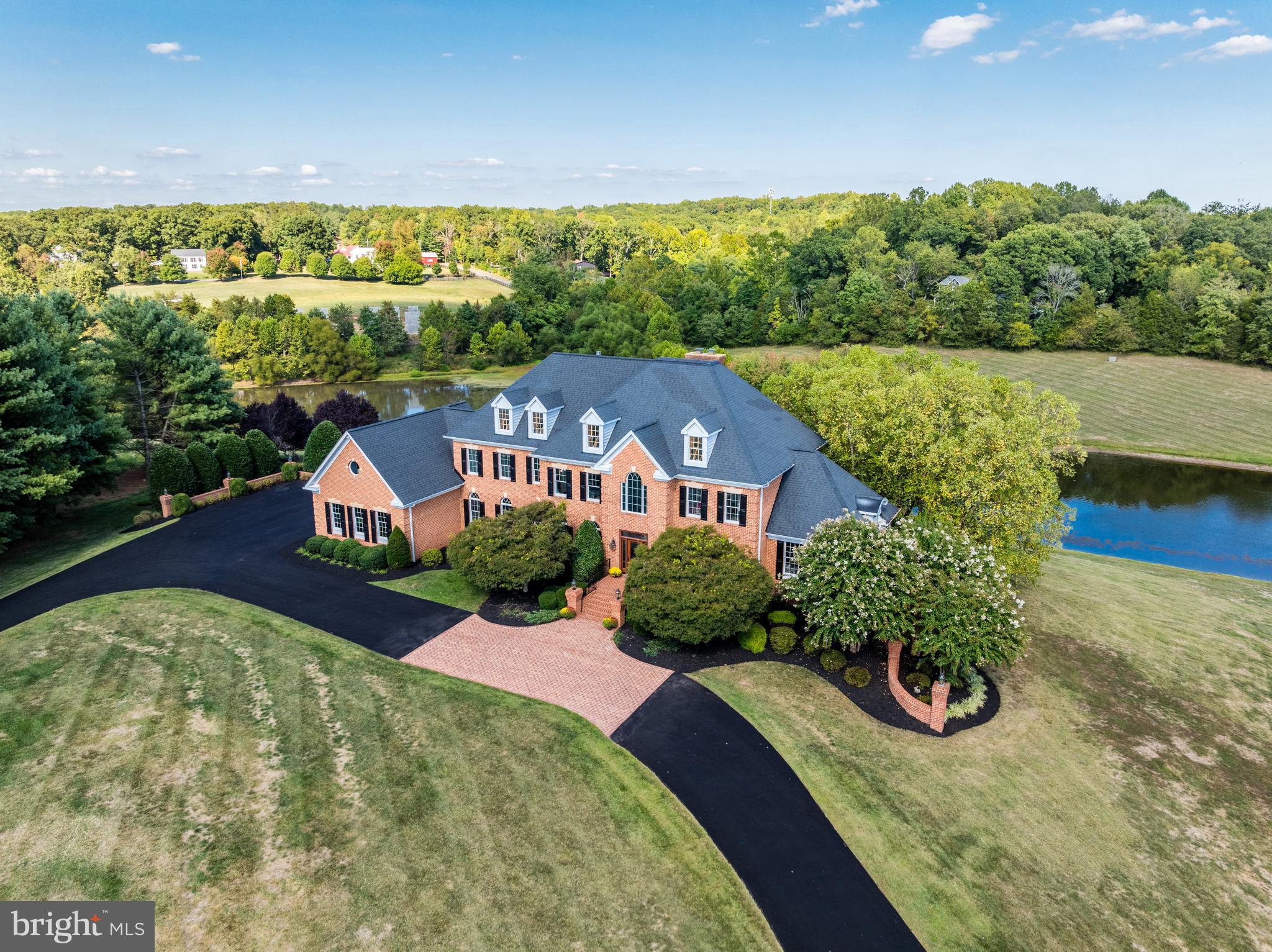 22609 HILLSIDE CIRCLE