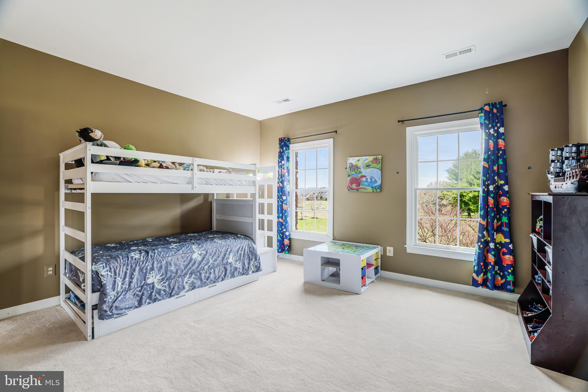 22609 HILLSIDE CIRCLE