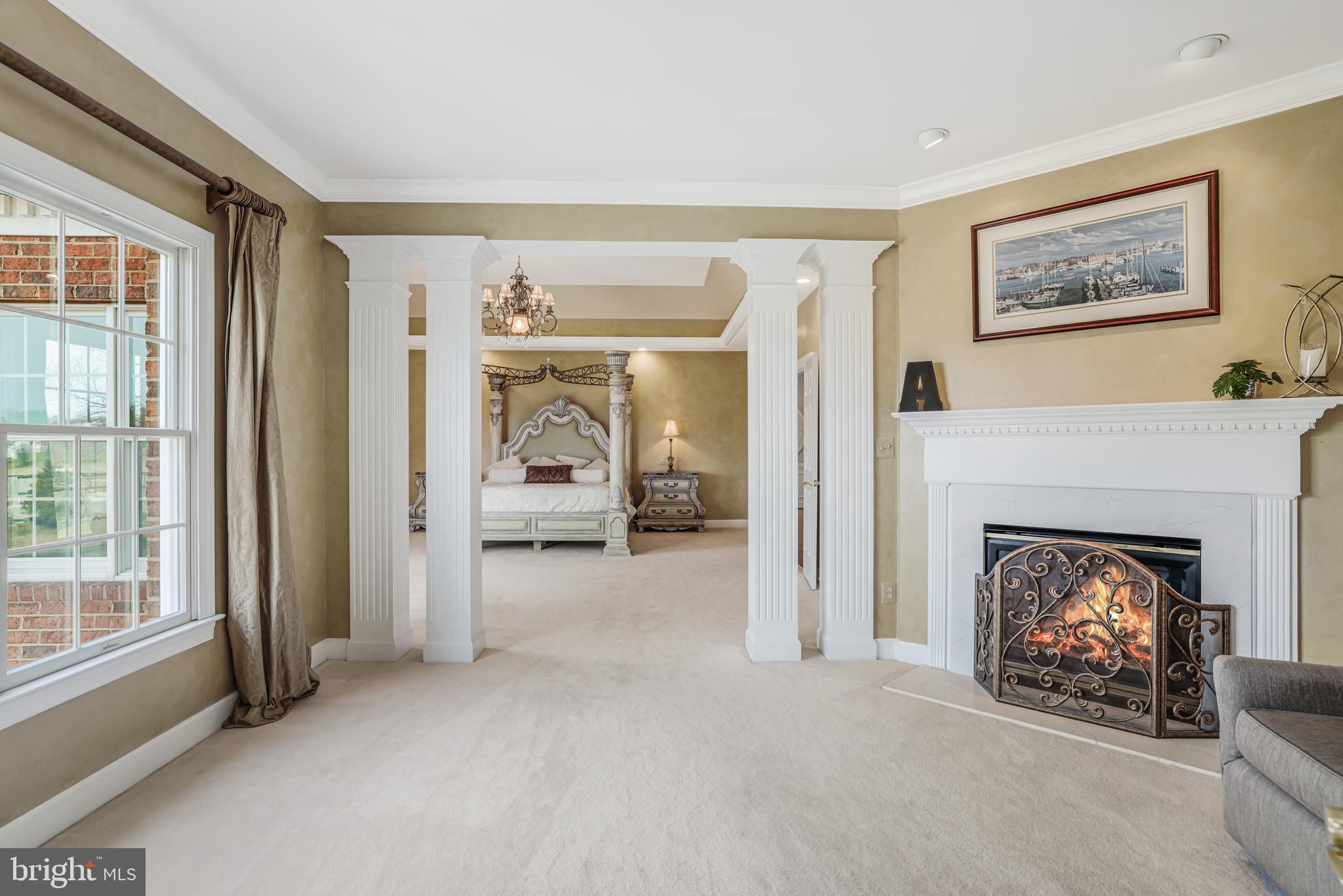 22609 HILLSIDE CIRCLE