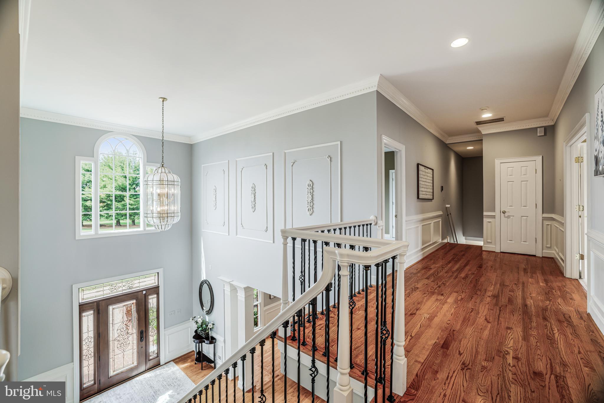 22609 HILLSIDE CIRCLE