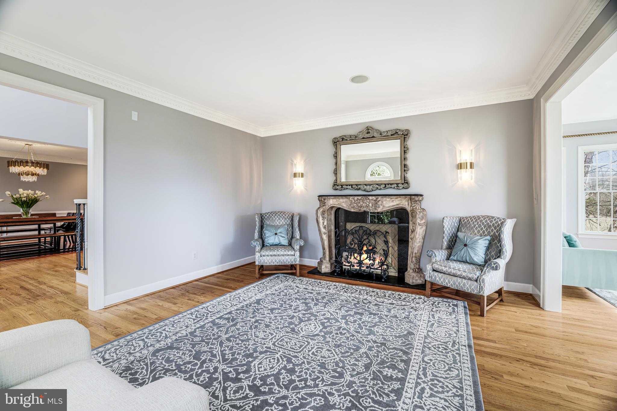 22609 HILLSIDE CIRCLE