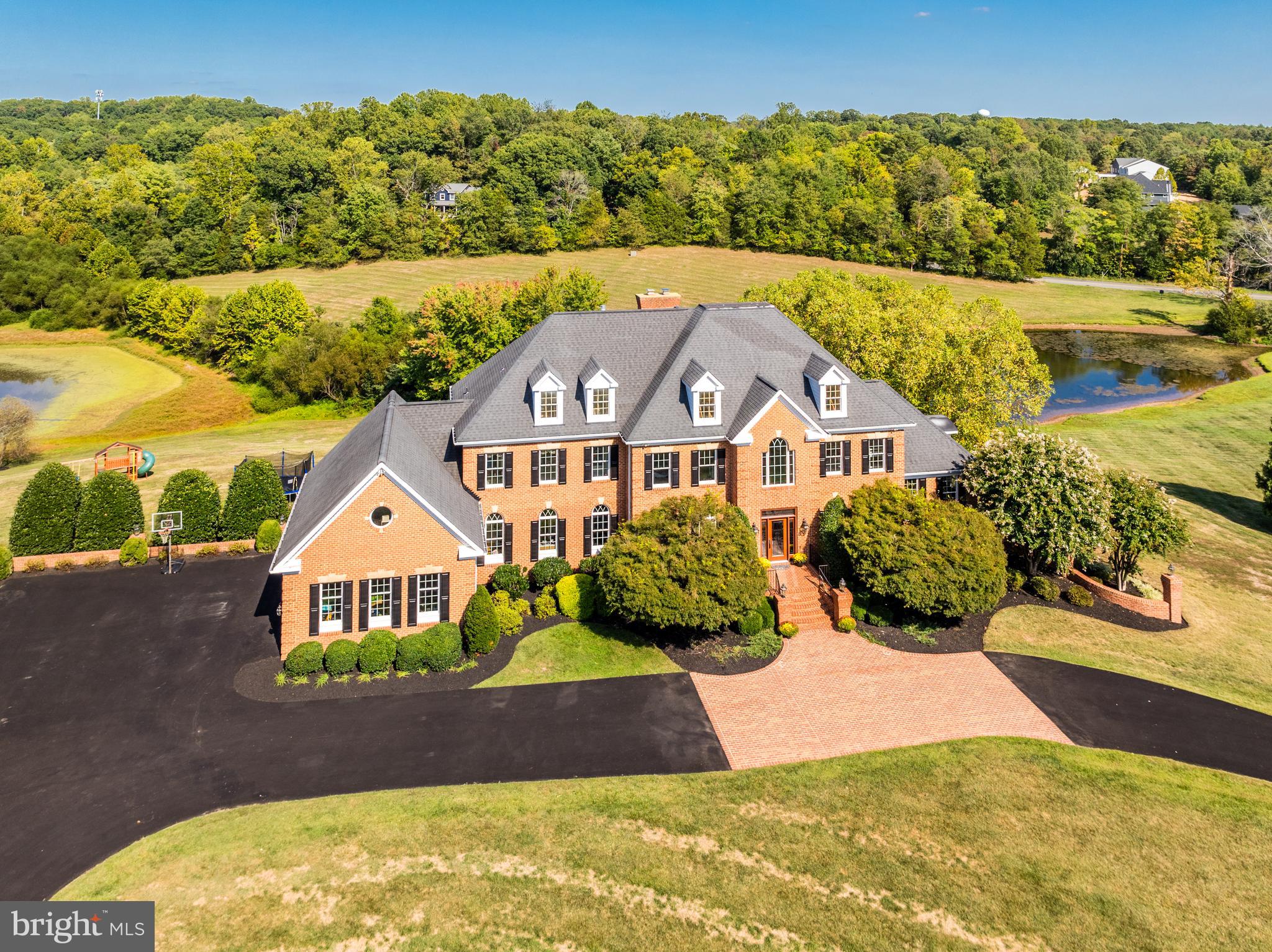 22609 HILLSIDE CIRCLE
