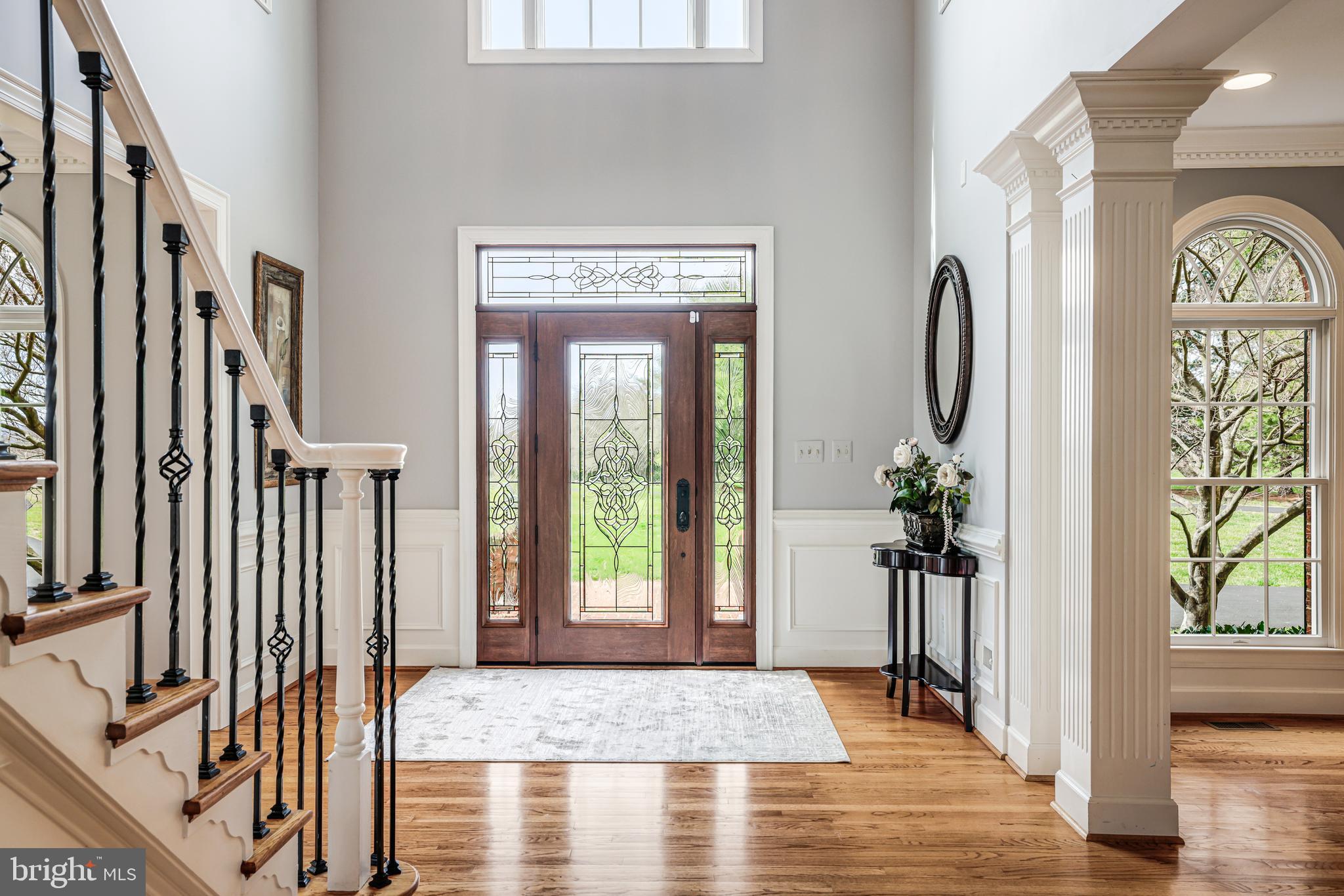 22609 HILLSIDE CIRCLE