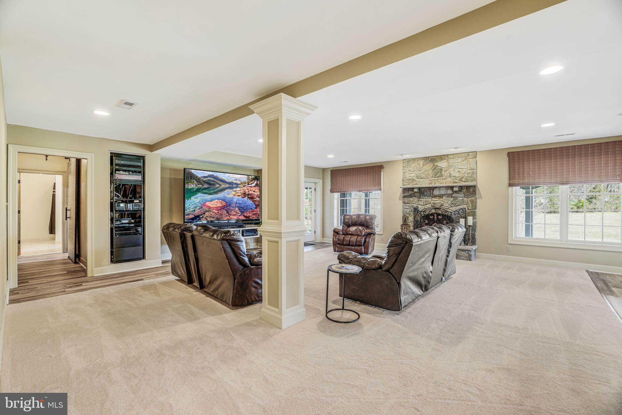 22609 HILLSIDE CIRCLE