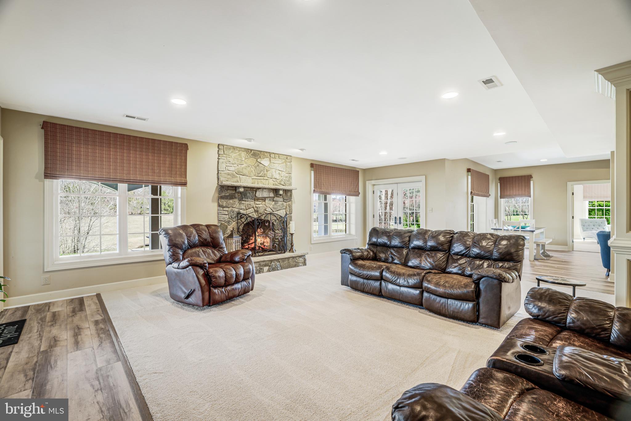 22609 HILLSIDE CIRCLE