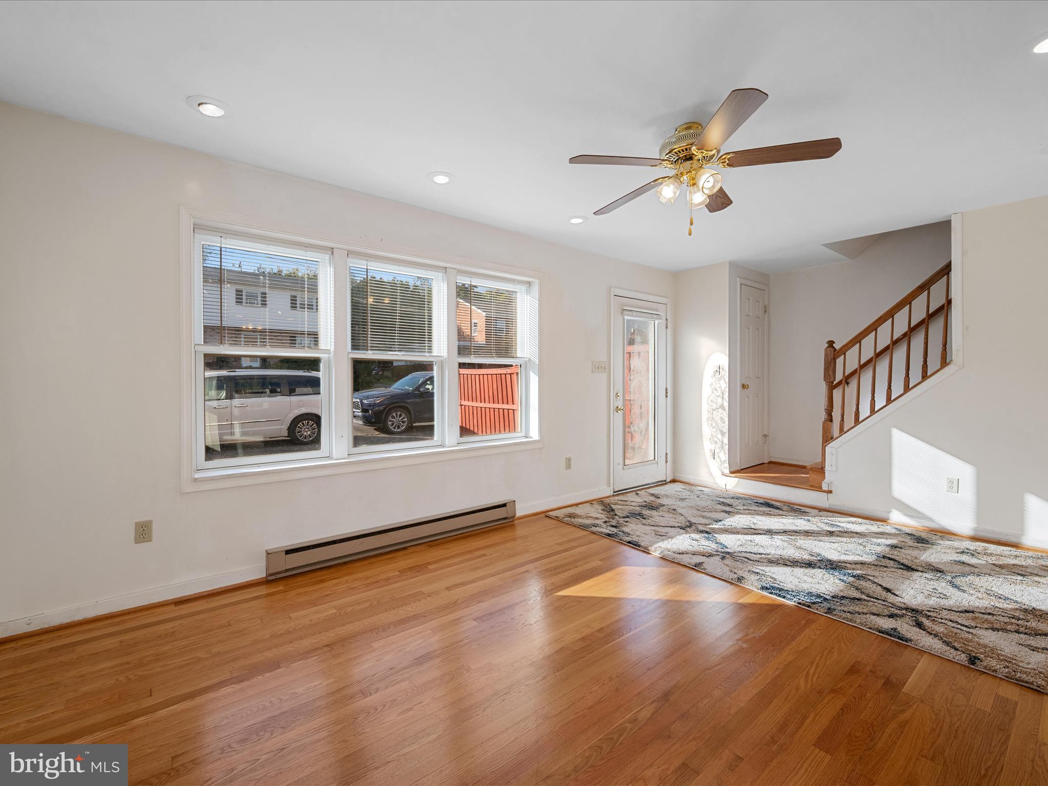 414 MADISON COURT SE