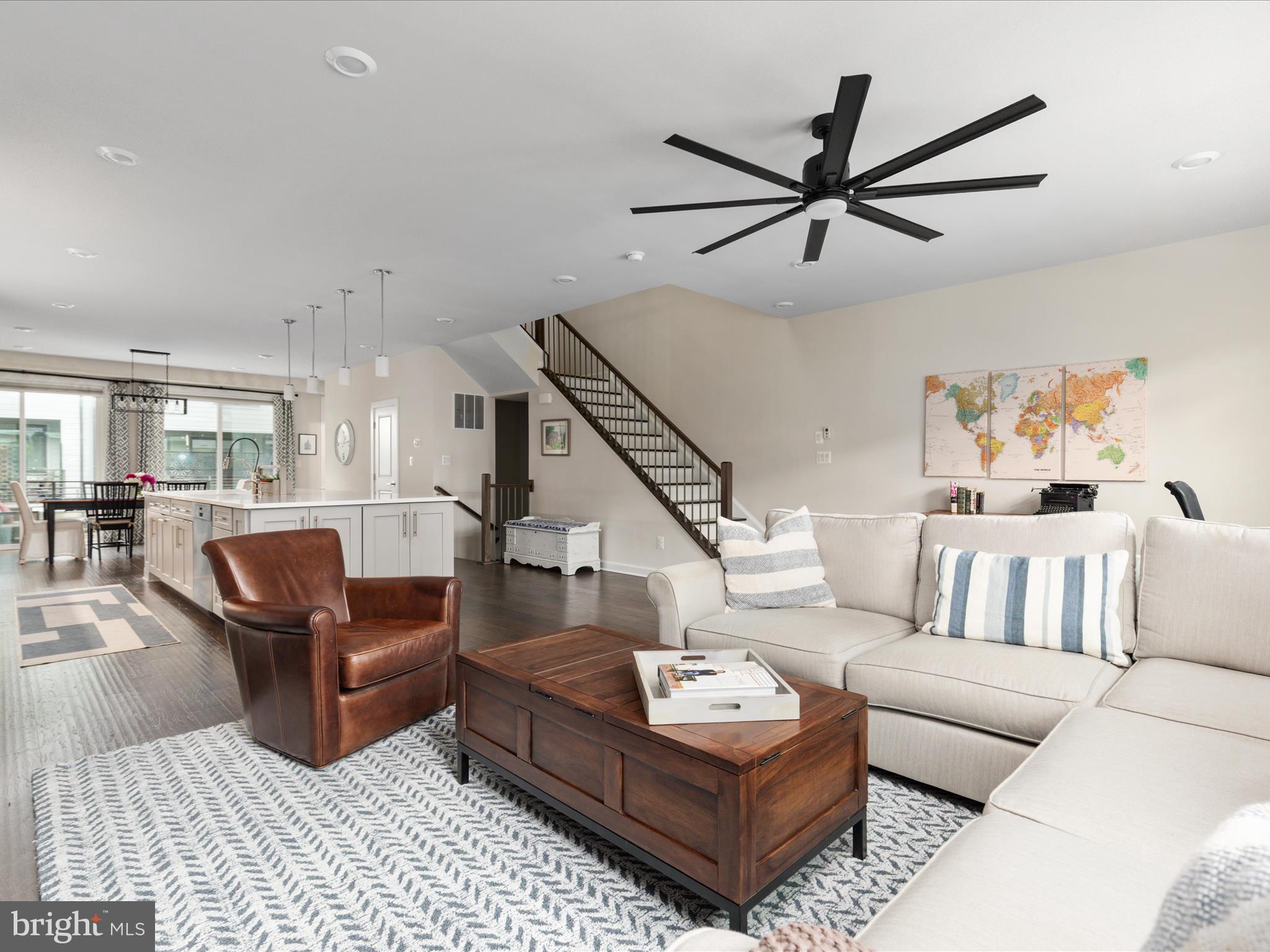 1714 GRAY SHALE TERRACE SE