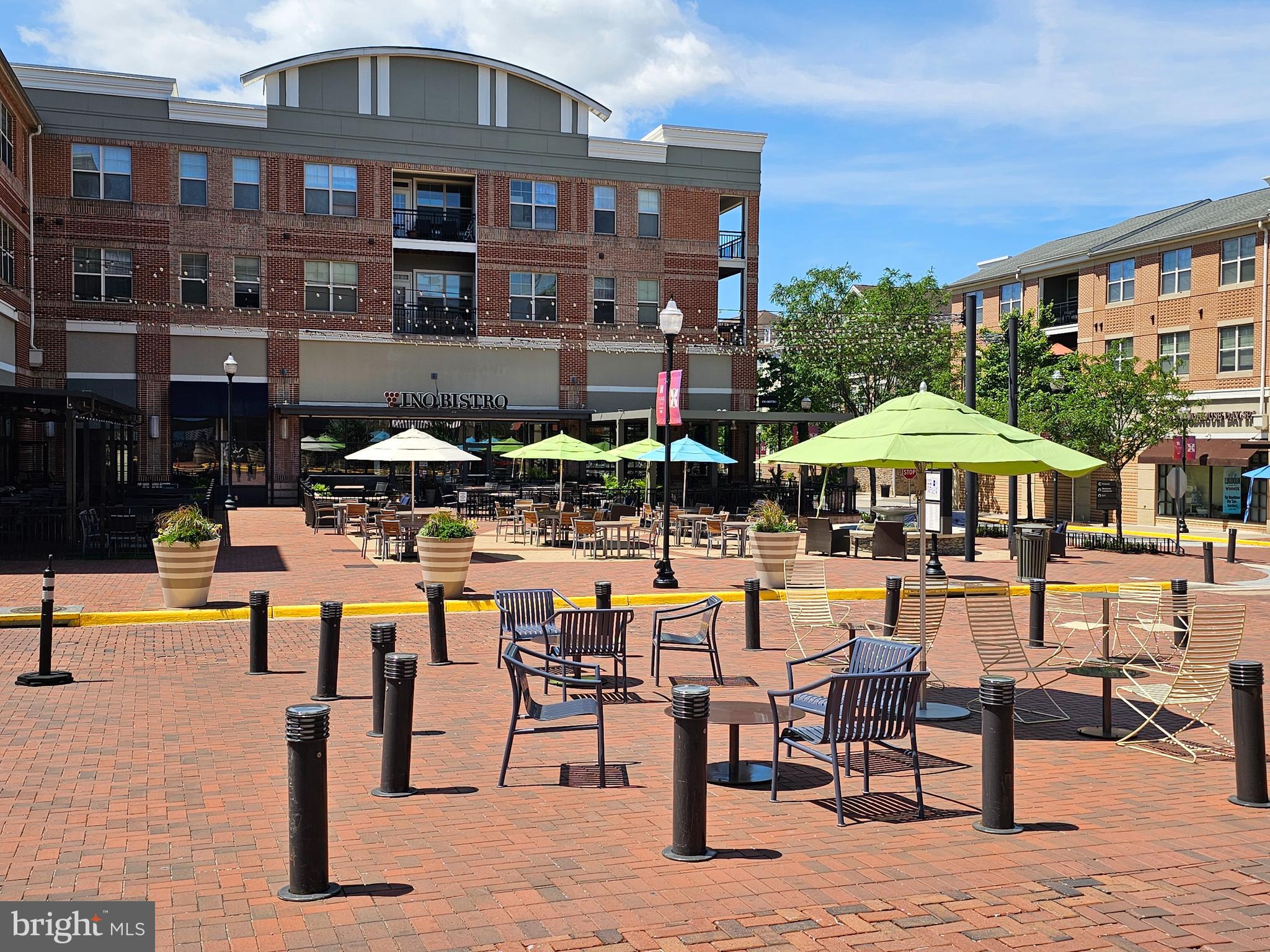 1714 GRAY SHALE TERRACE SE