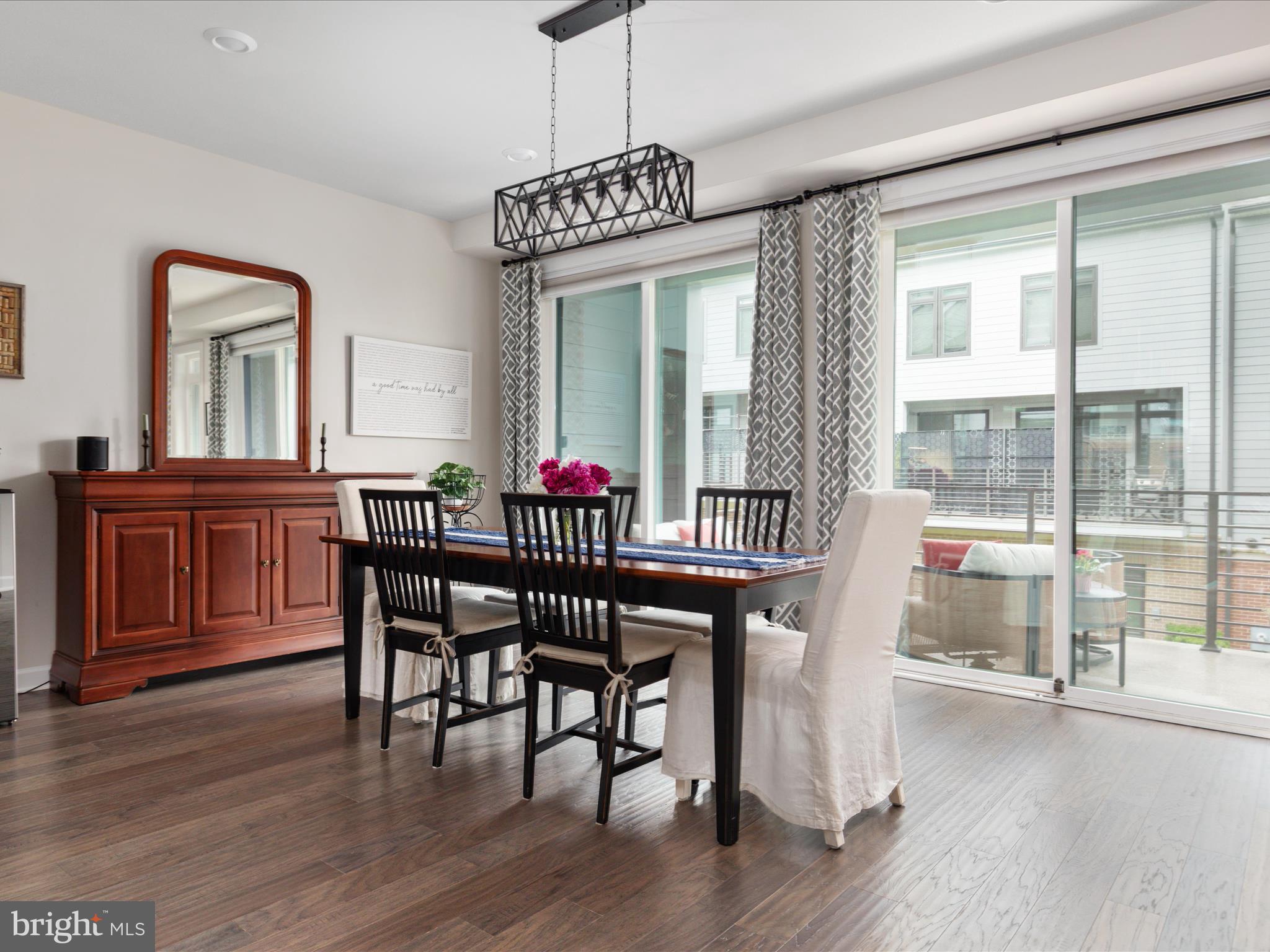 1714 GRAY SHALE TERRACE SE