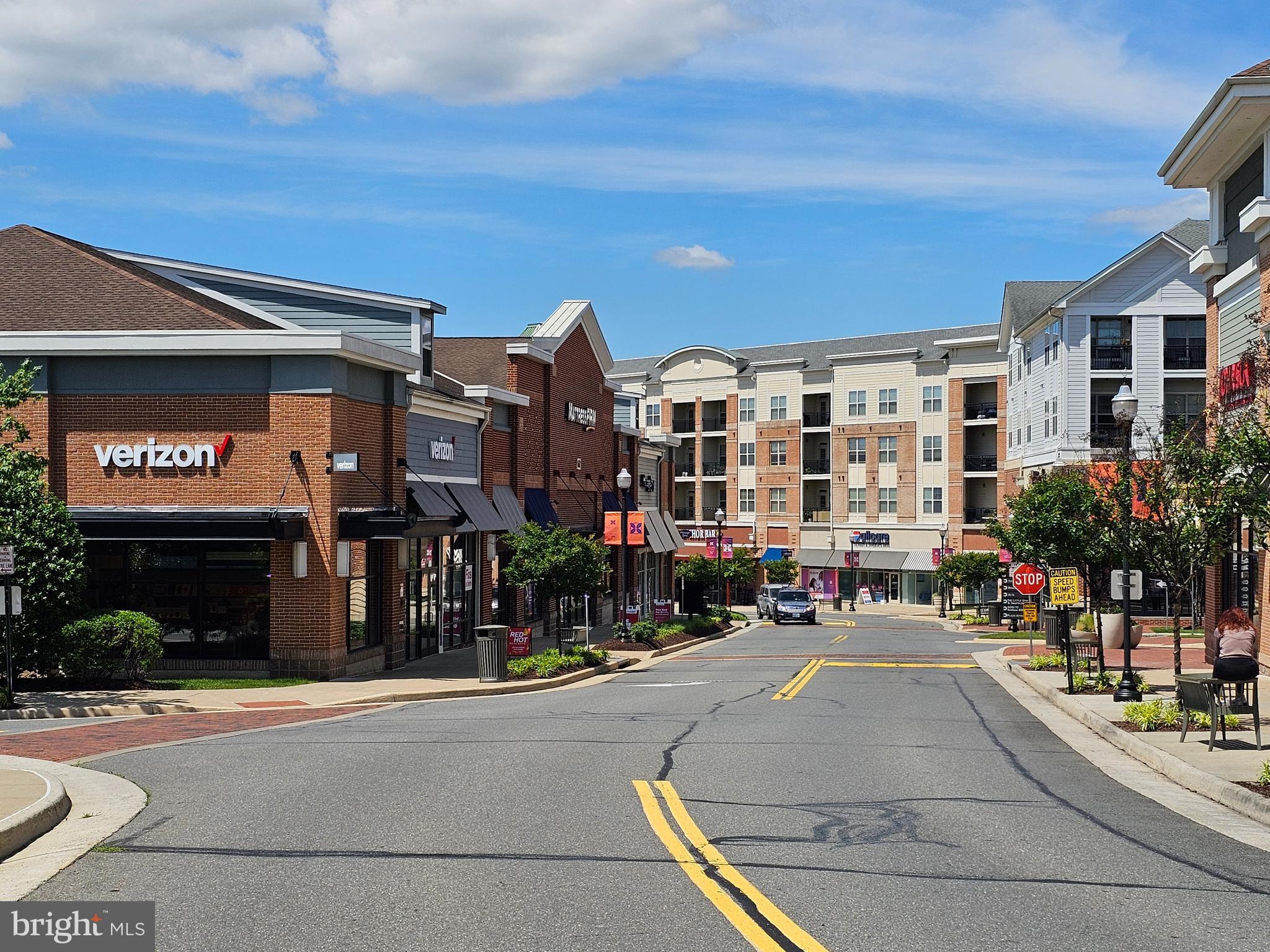 1714 GRAY SHALE TERRACE SE