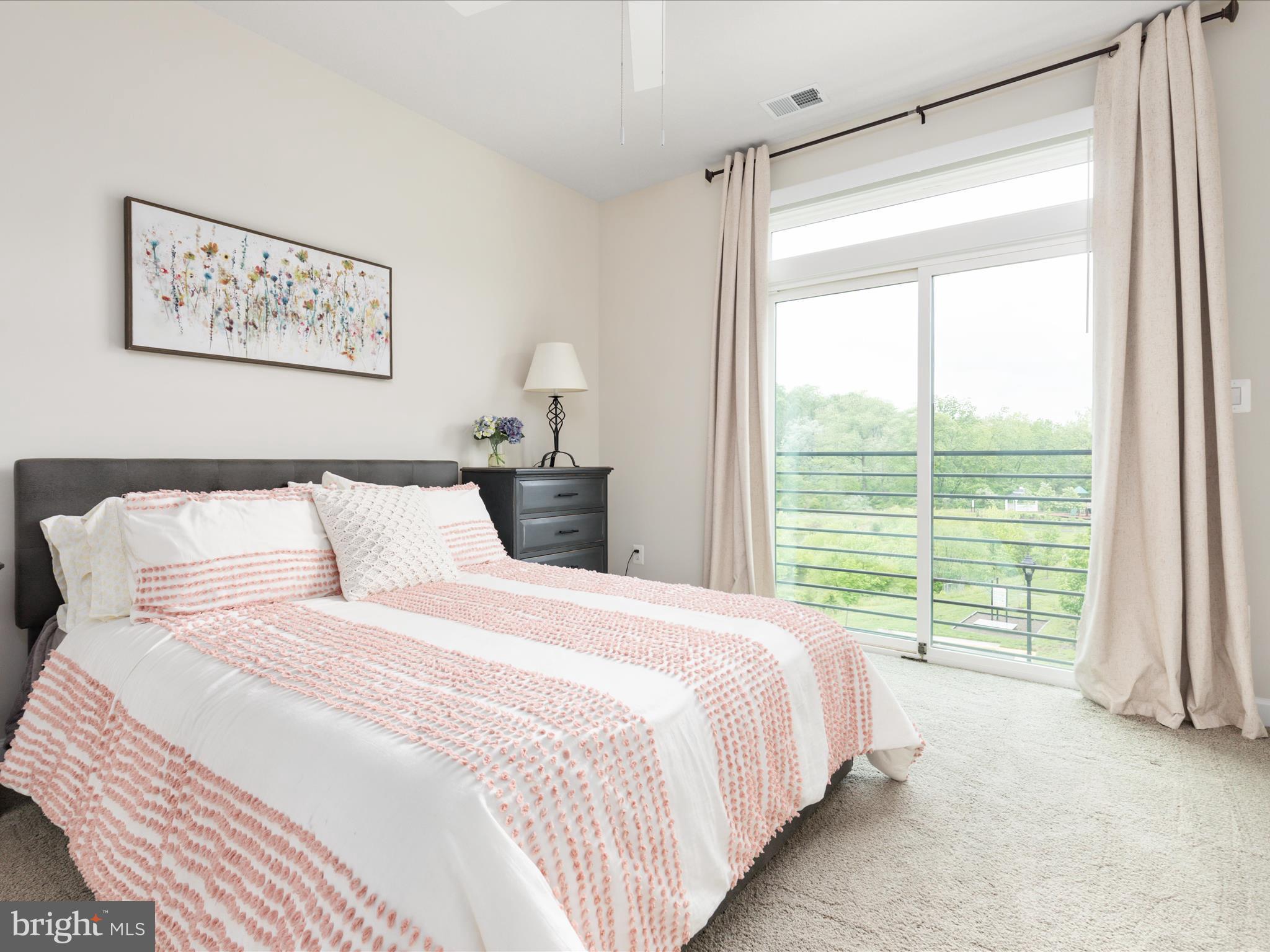 1714 GRAY SHALE TERRACE SE