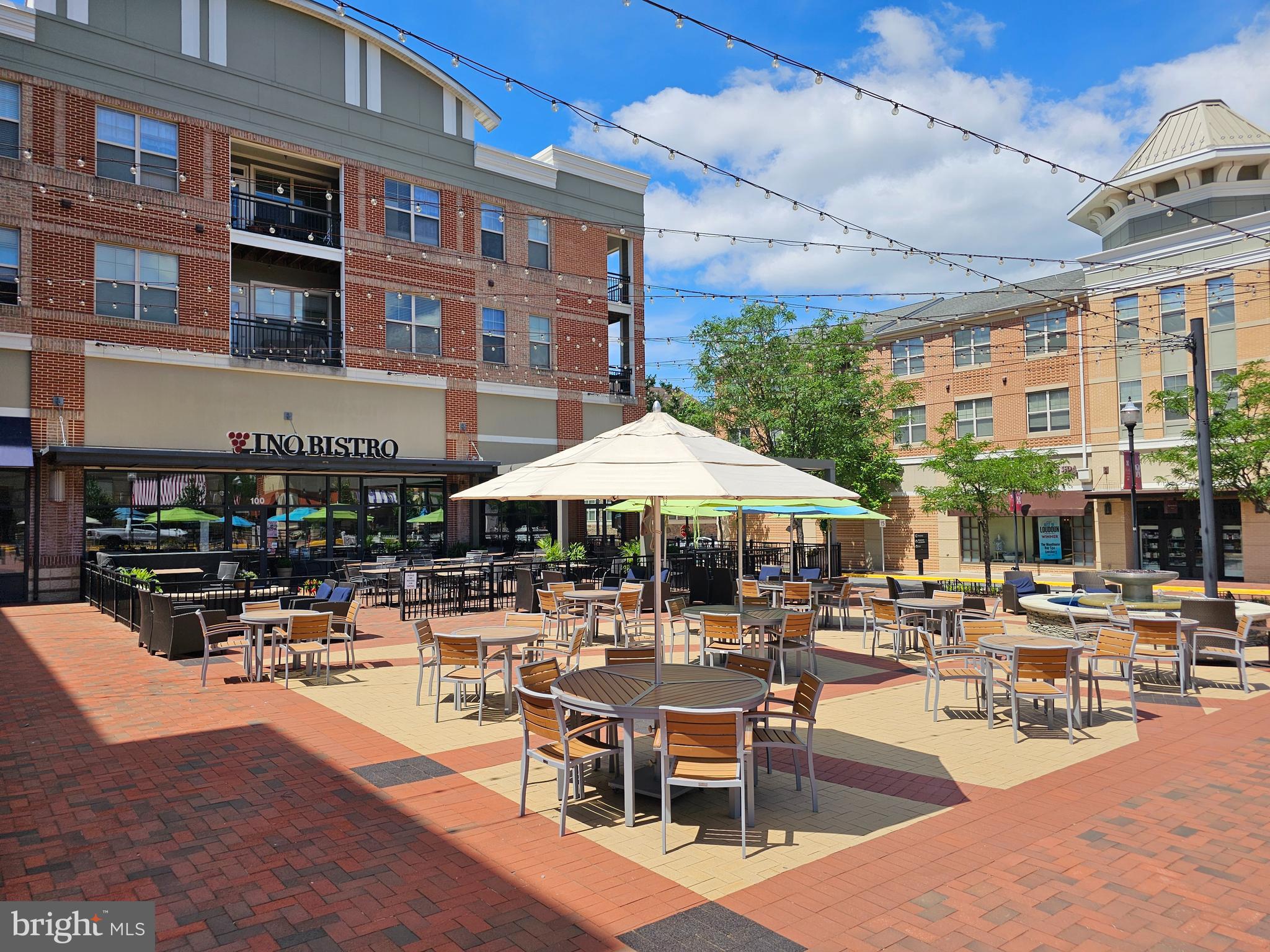 1714 GRAY SHALE TERRACE SE