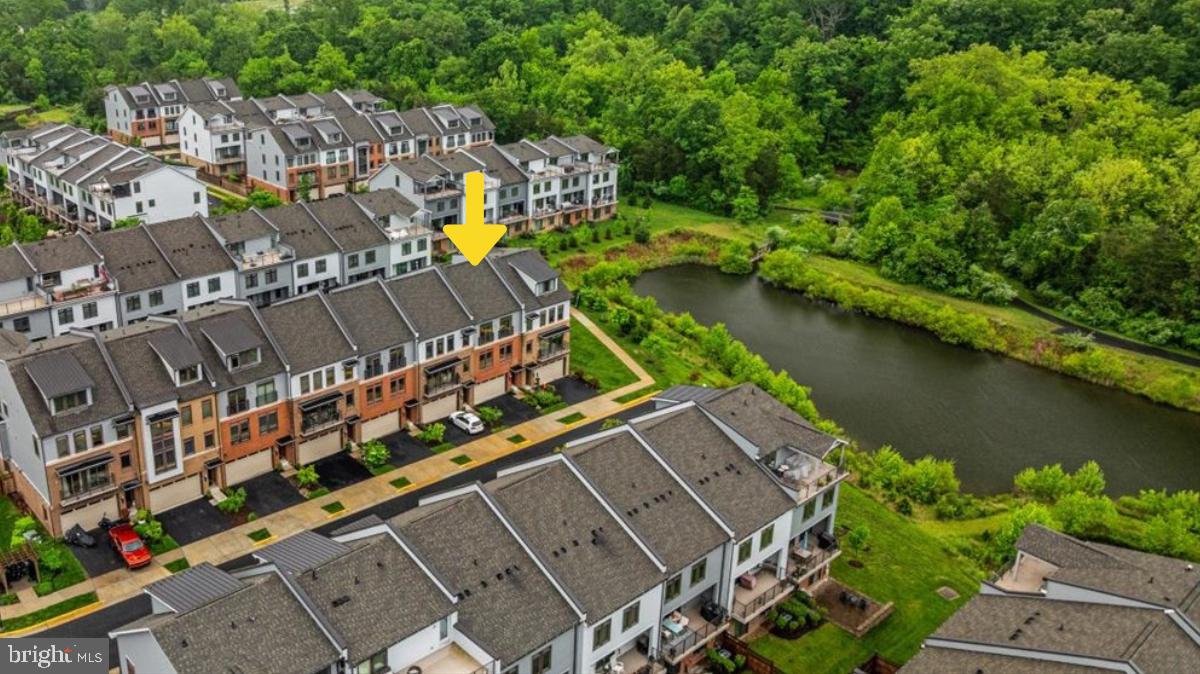 1714 GRAY SHALE TERRACE SE