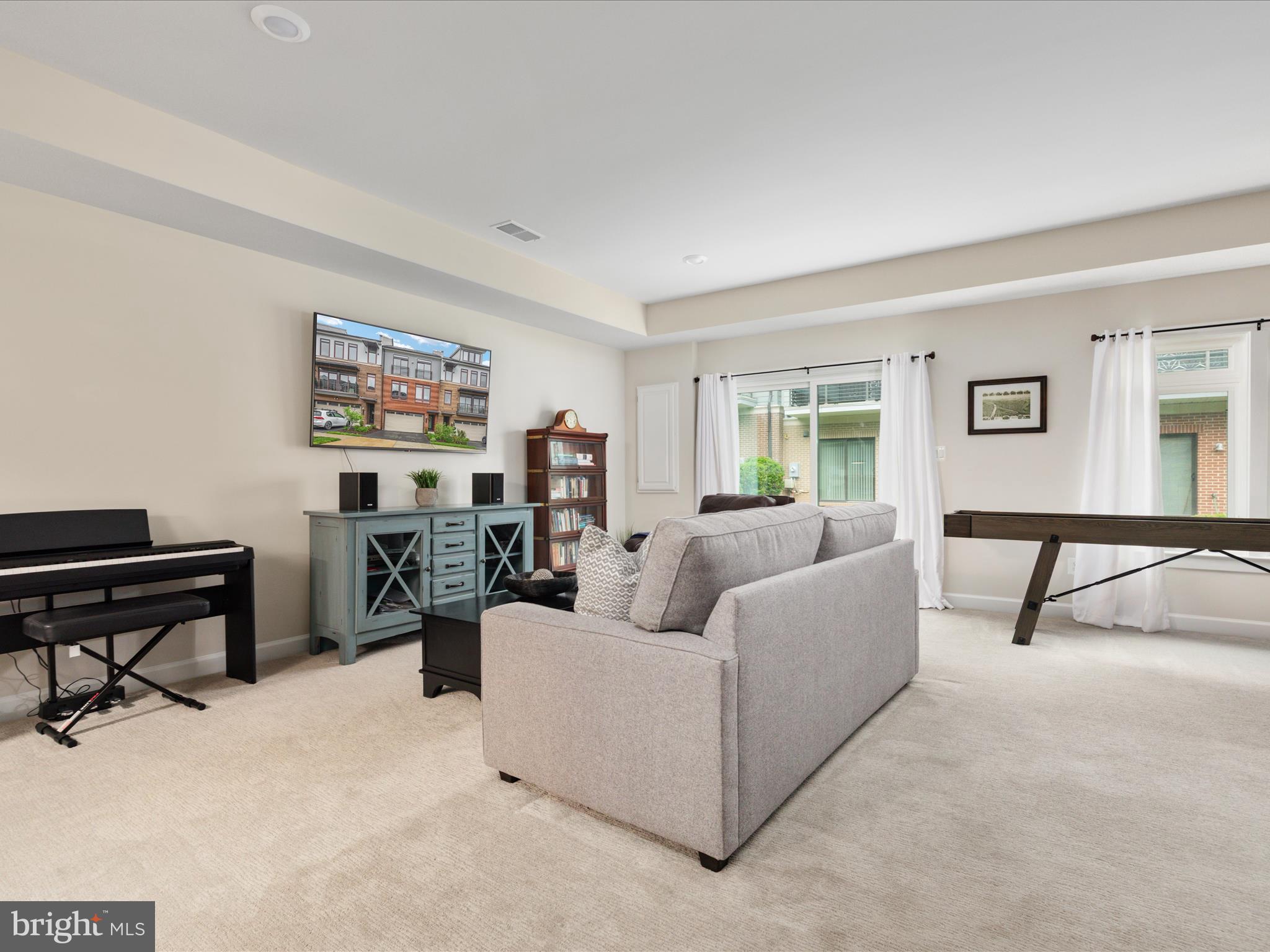 1714 GRAY SHALE TERRACE SE