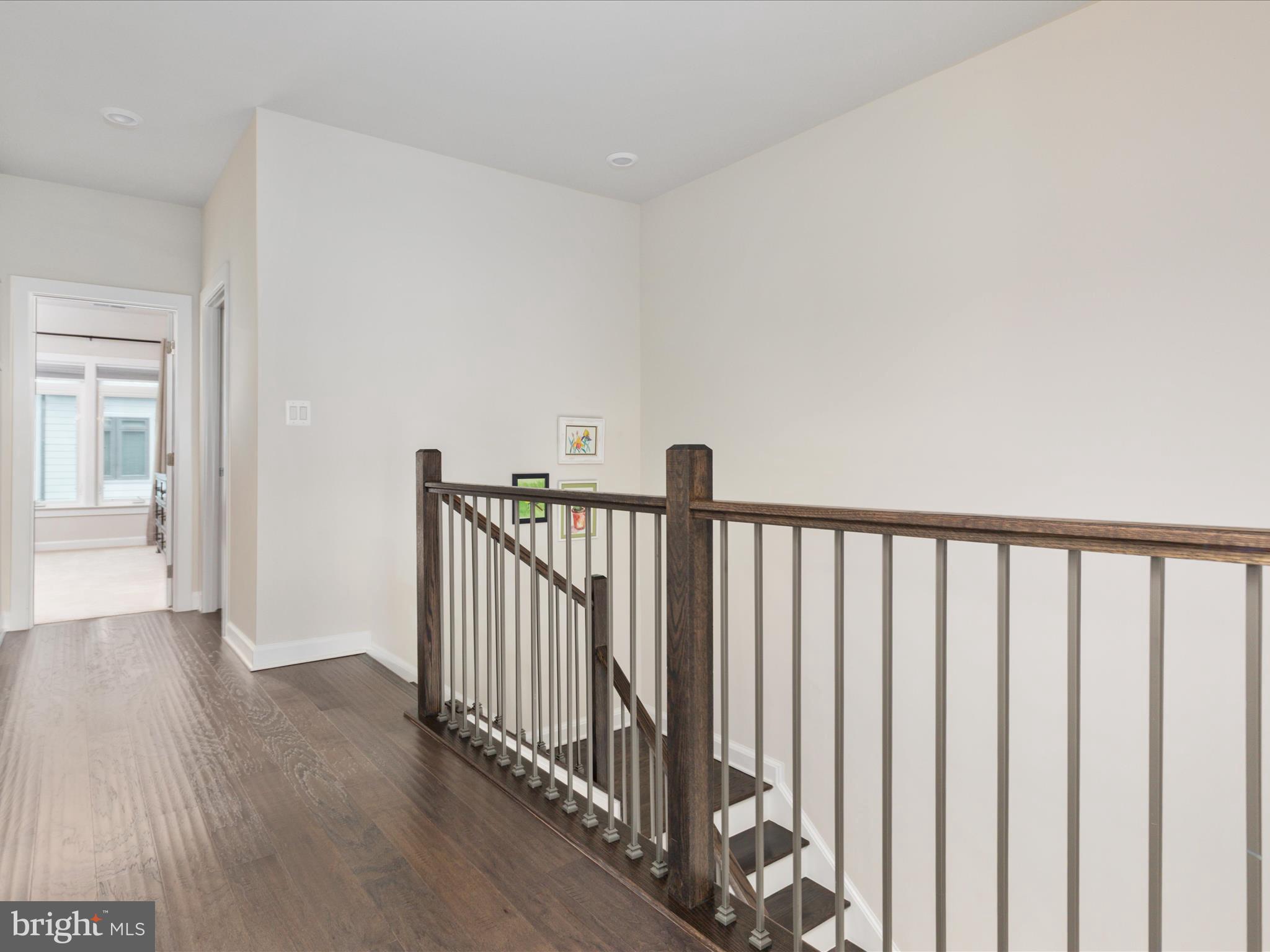 1714 GRAY SHALE TERRACE SE