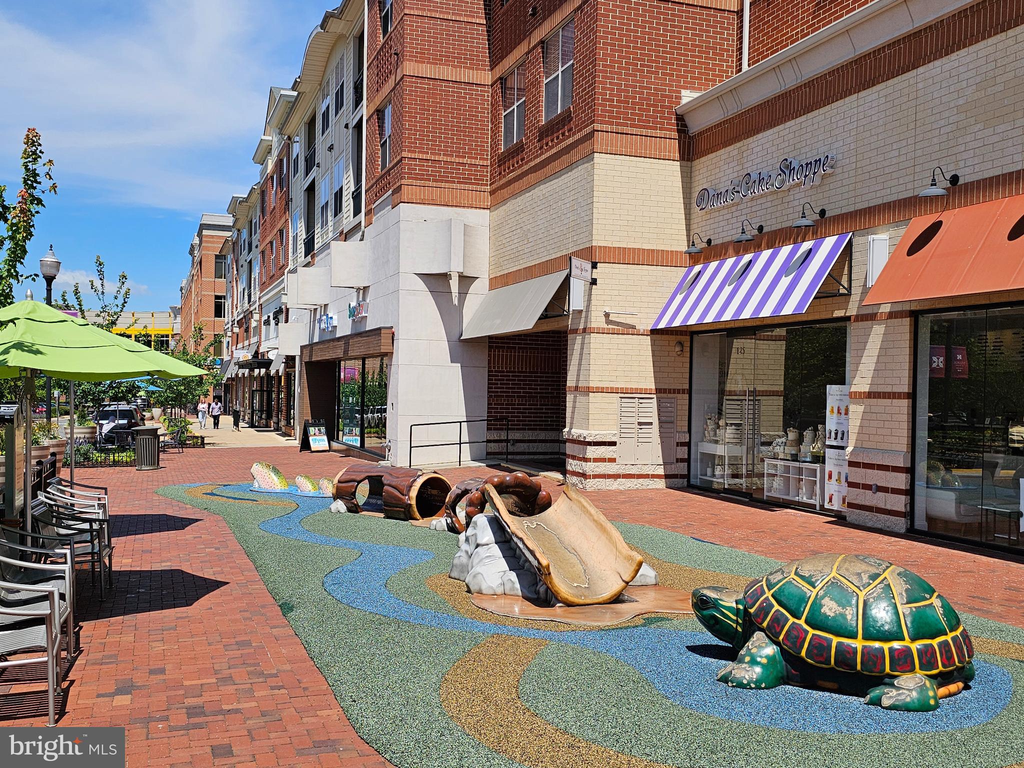 1714 GRAY SHALE TERRACE SE