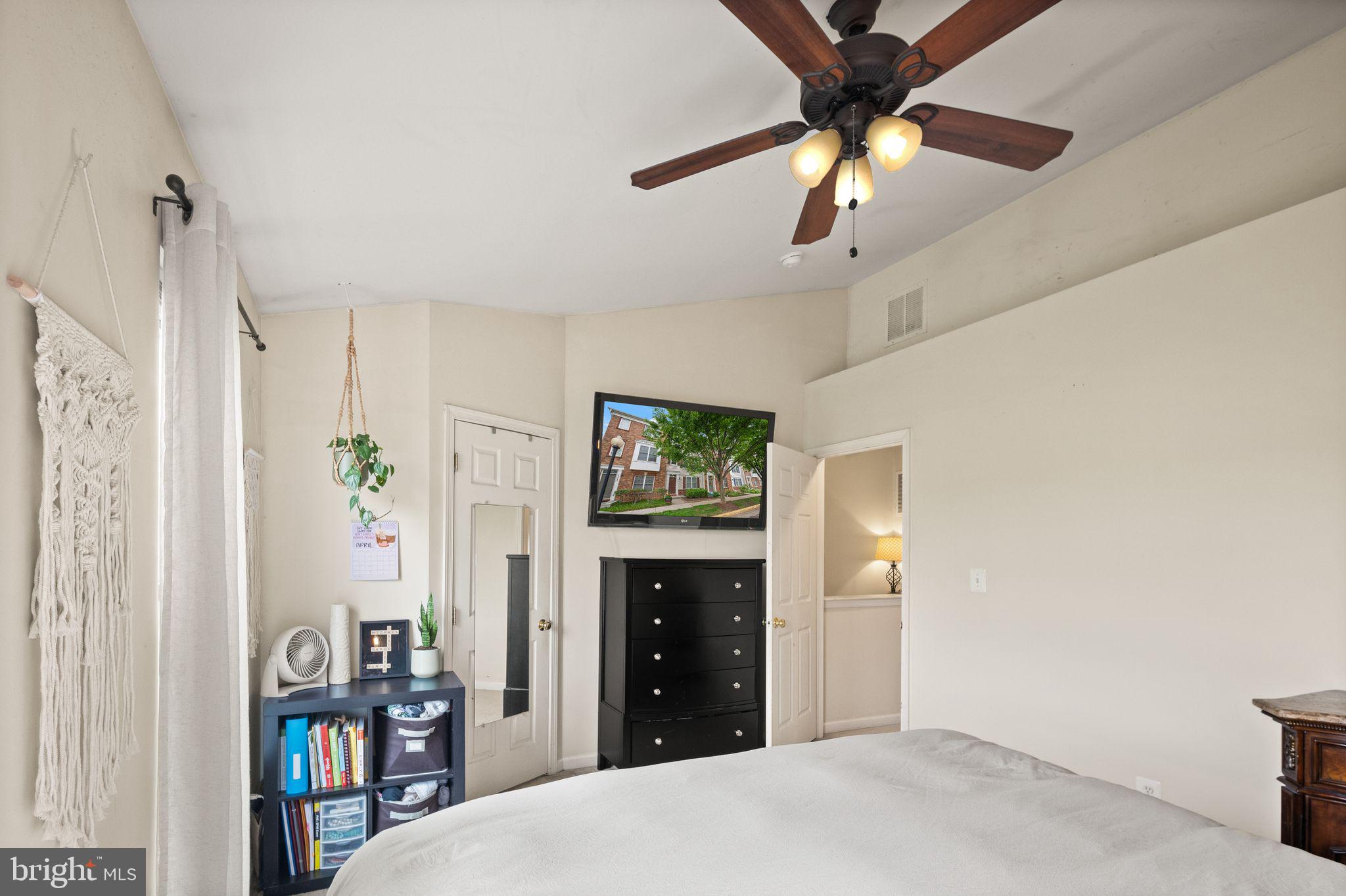 42927 MCCOMAS TERRACE