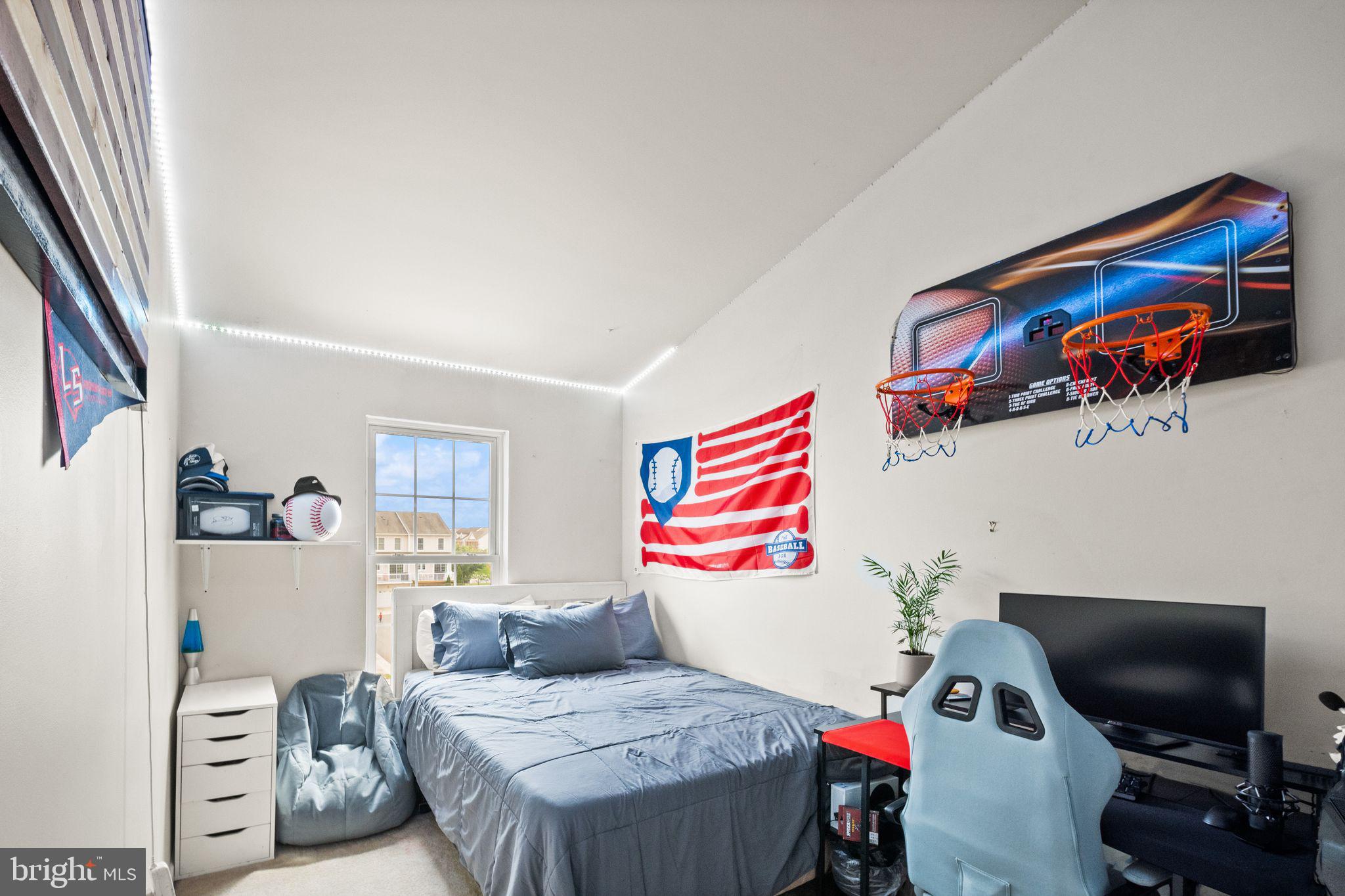 42927 MCCOMAS TERRACE