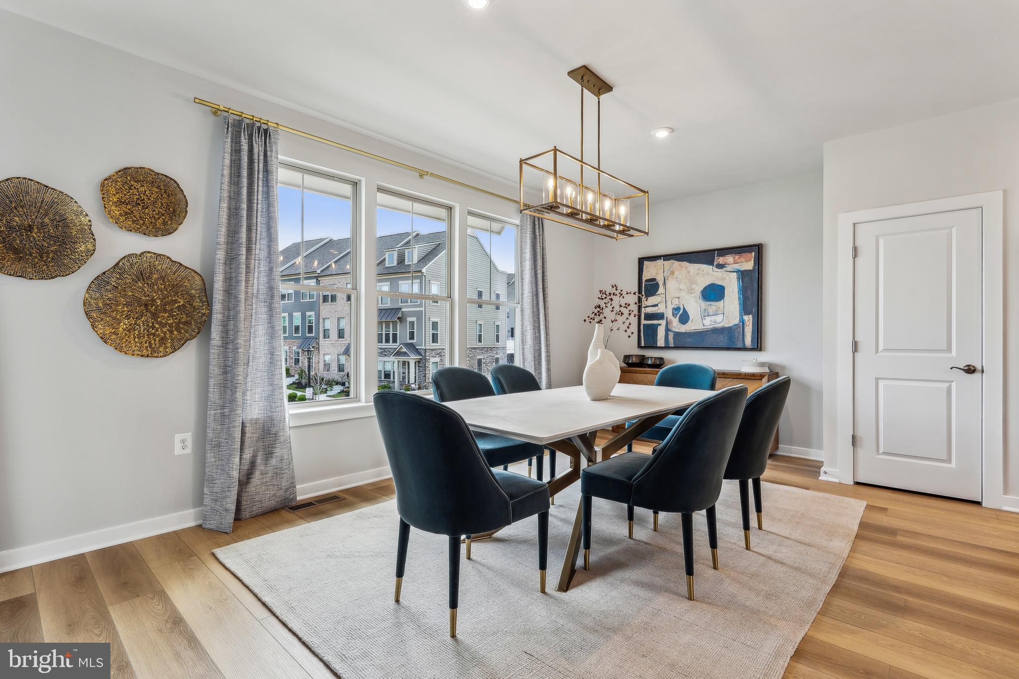 1017 VENIFENA TERRACE SE