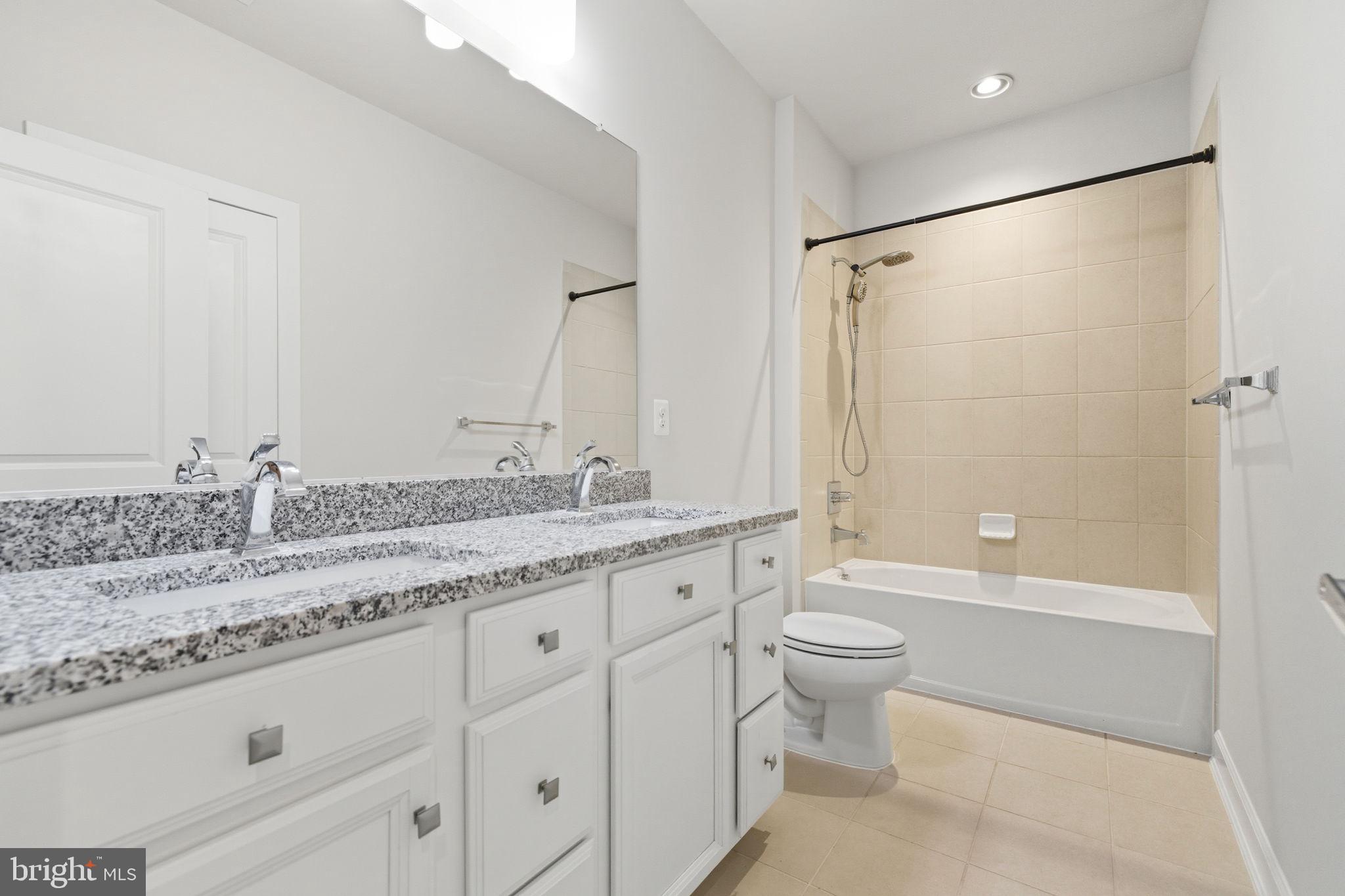 1803 BLUE MARBLE TERRACE SE