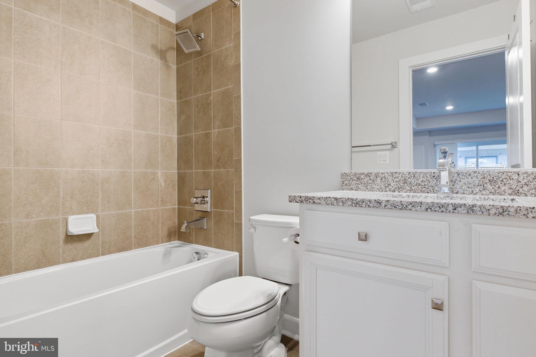 1803 BLUE MARBLE TERRACE SE
