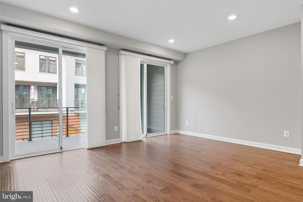 1803 BLUE MARBLE TERRACE SE