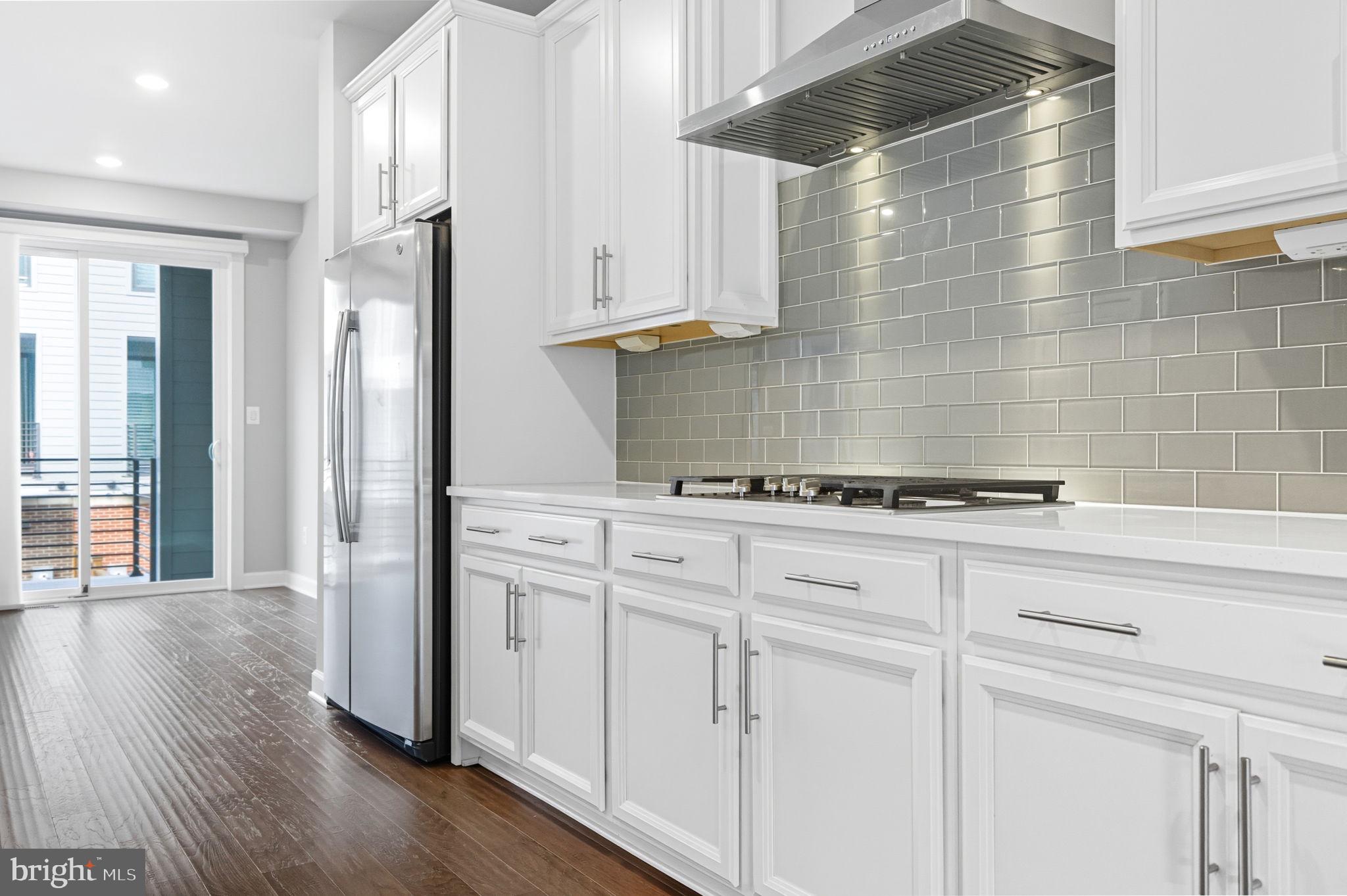 1803 BLUE MARBLE TERRACE SE
