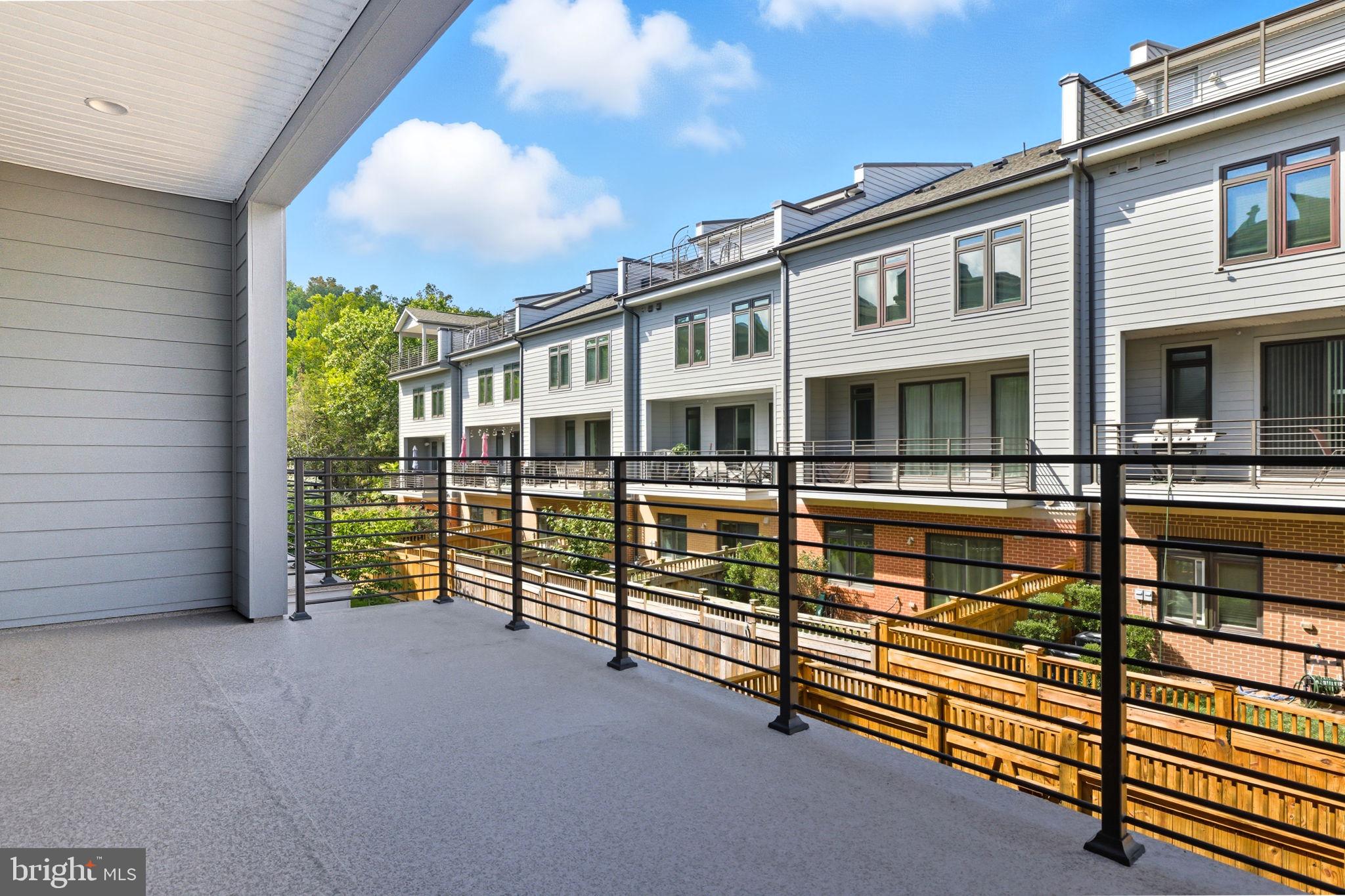 1803 BLUE MARBLE TERRACE SE