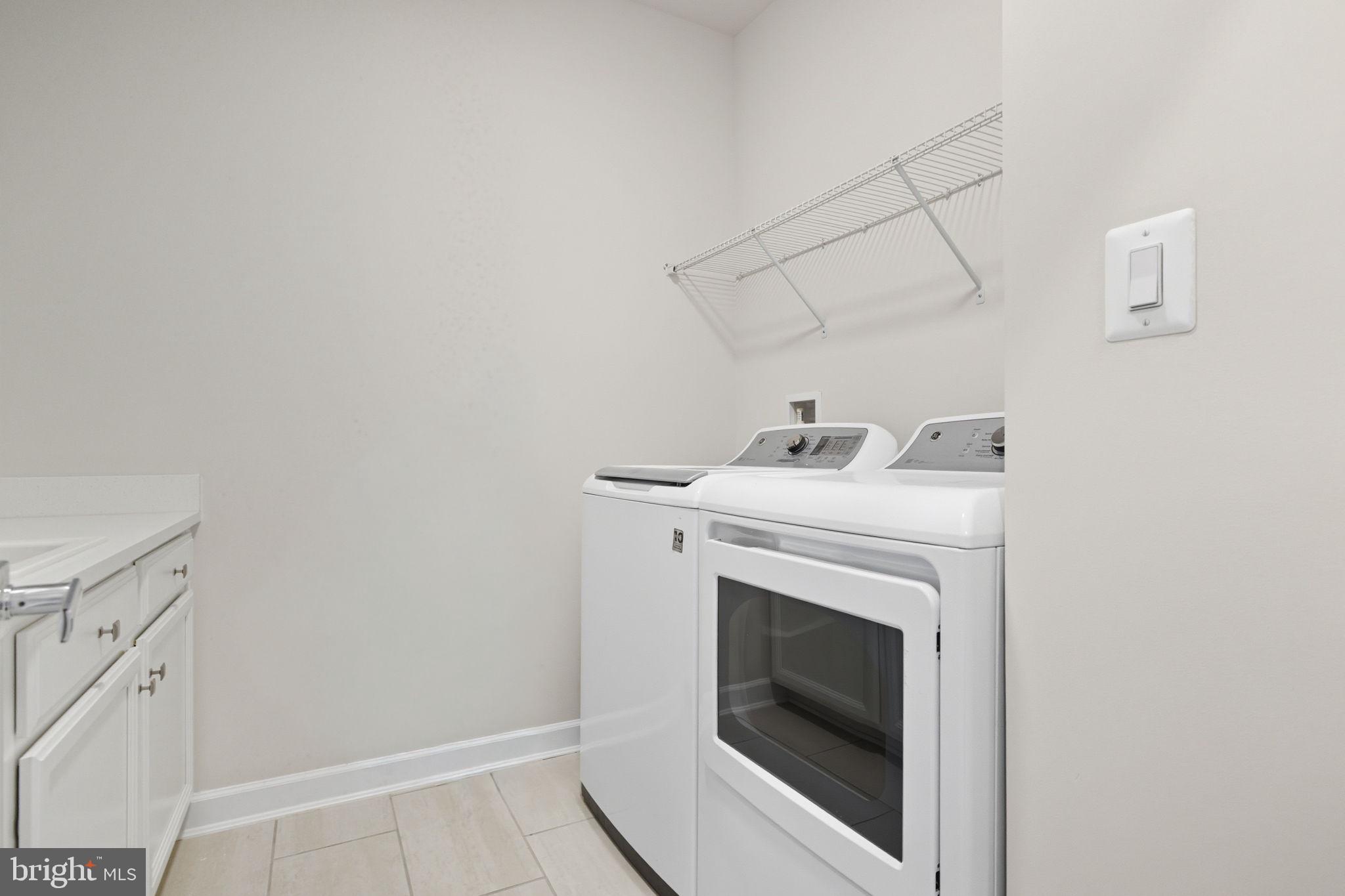 1803 BLUE MARBLE TERRACE SE