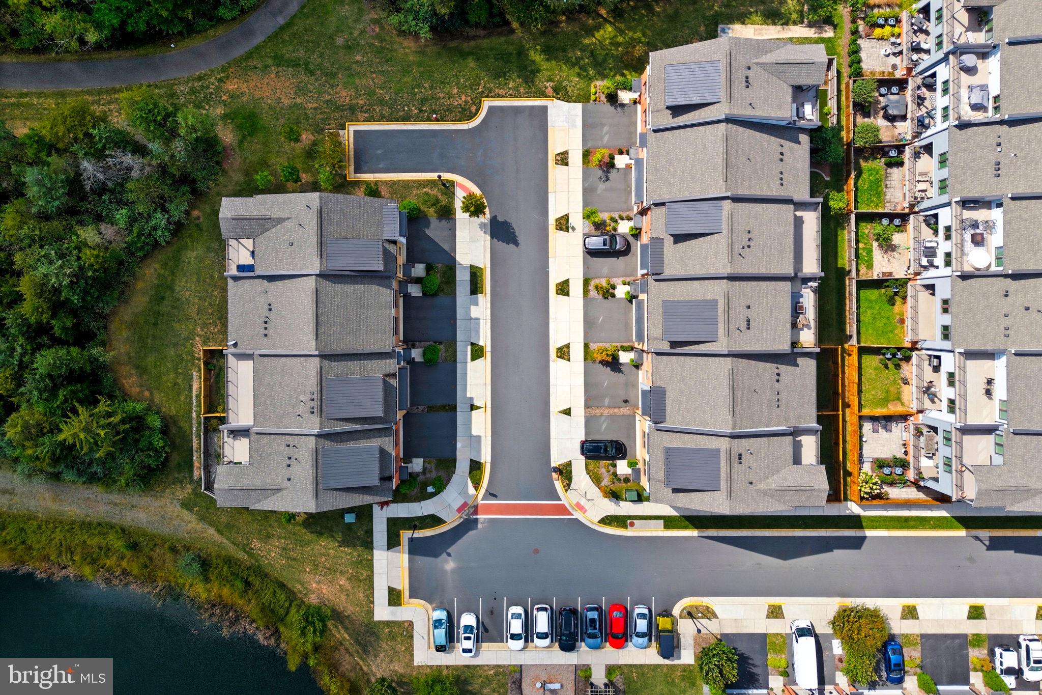 1803 BLUE MARBLE TERRACE SE