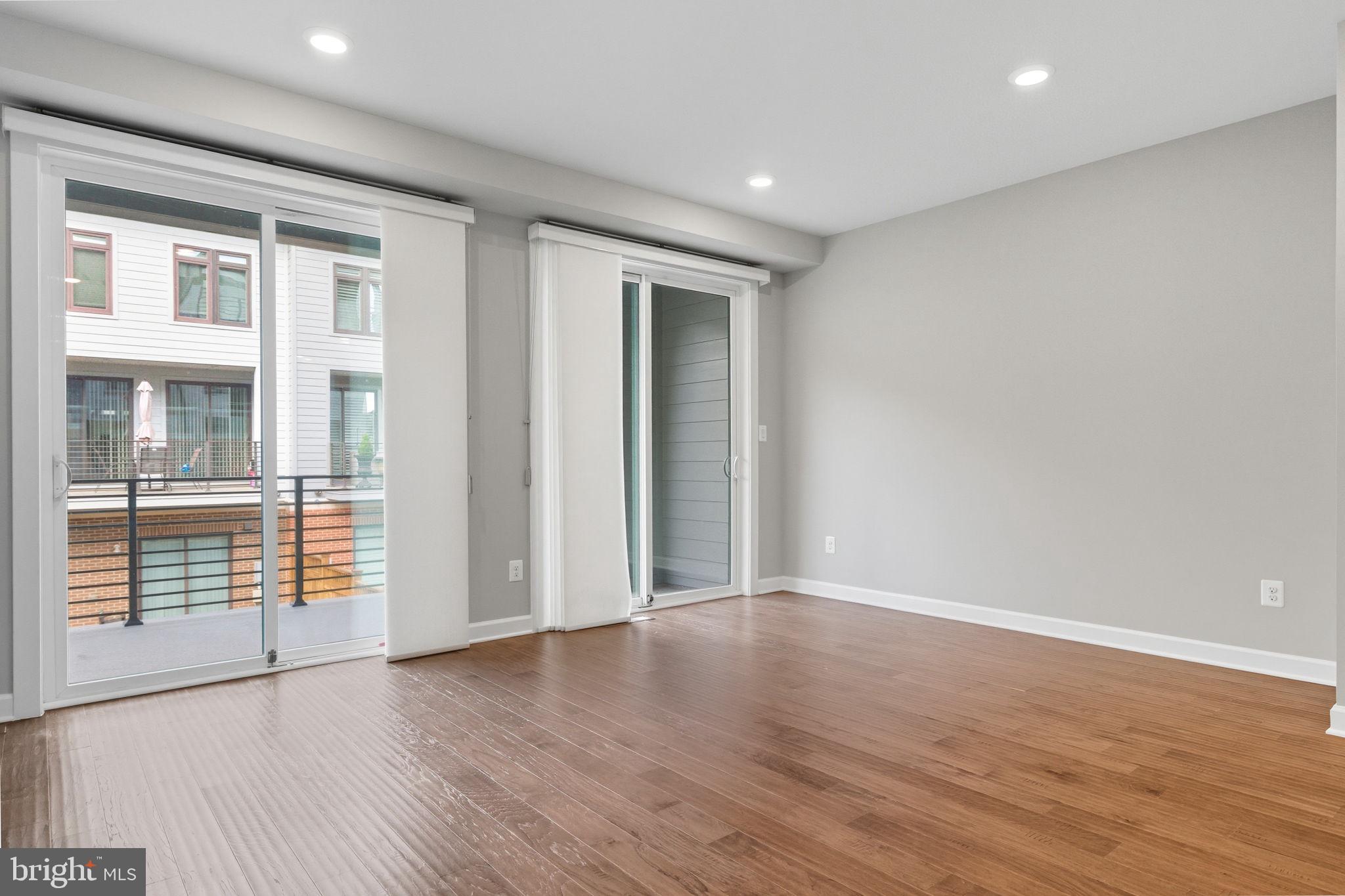 1803 BLUE MARBLE TERRACE SE