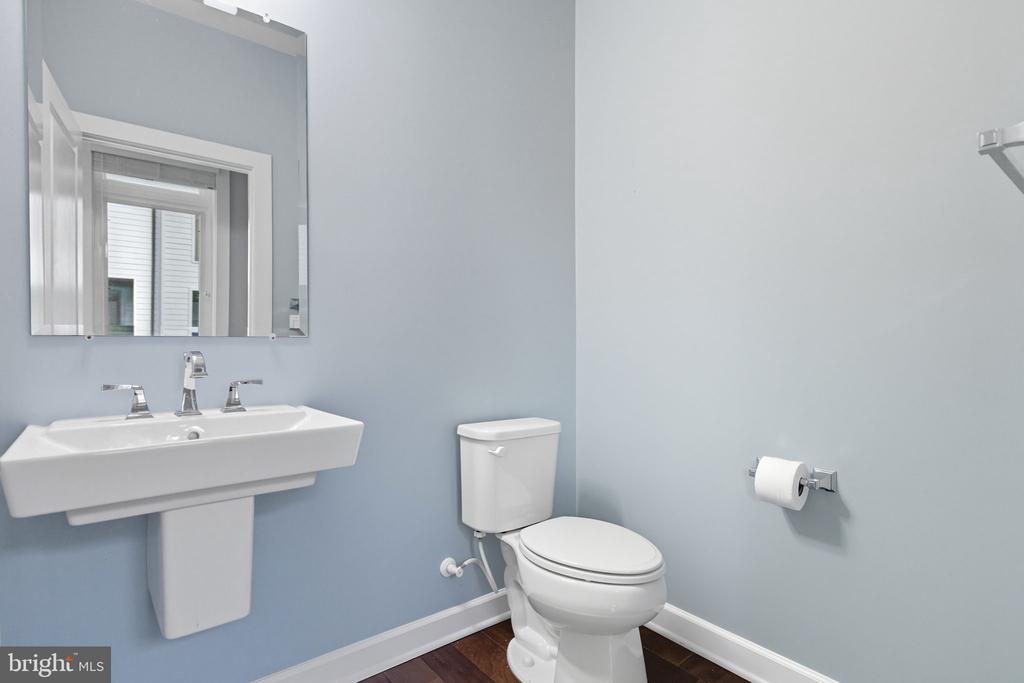 1803 BLUE MARBLE TERRACE SE