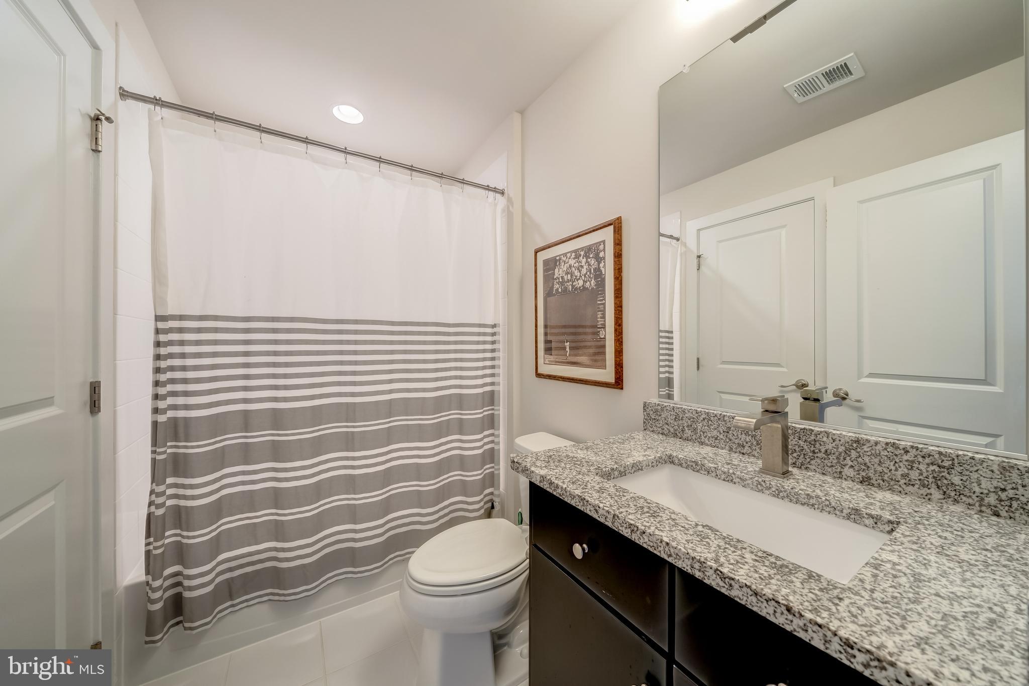 1521 RIBBON LIMESTONE TERRACE SE