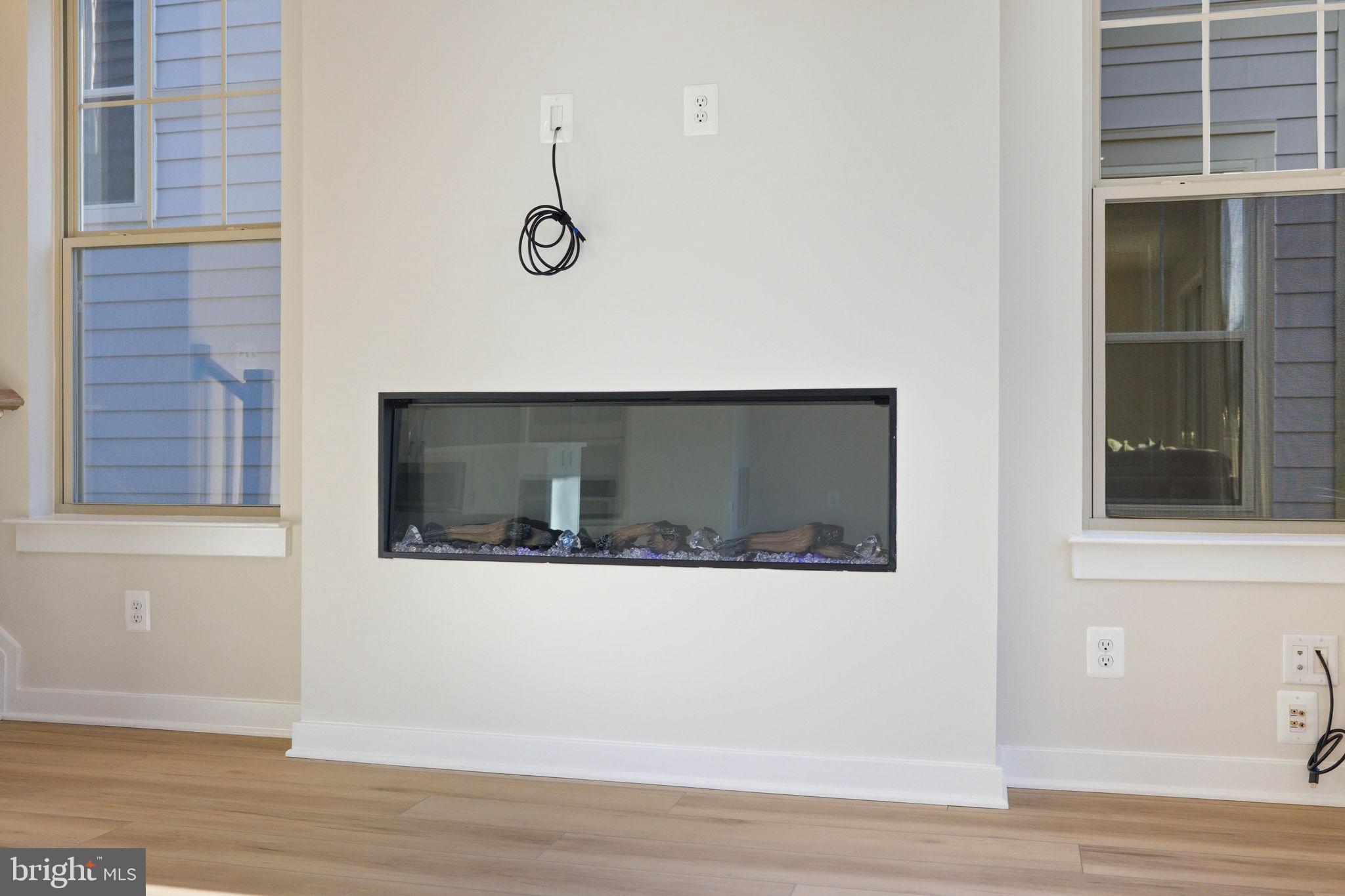 1011 VENIFENA TERRACE SE