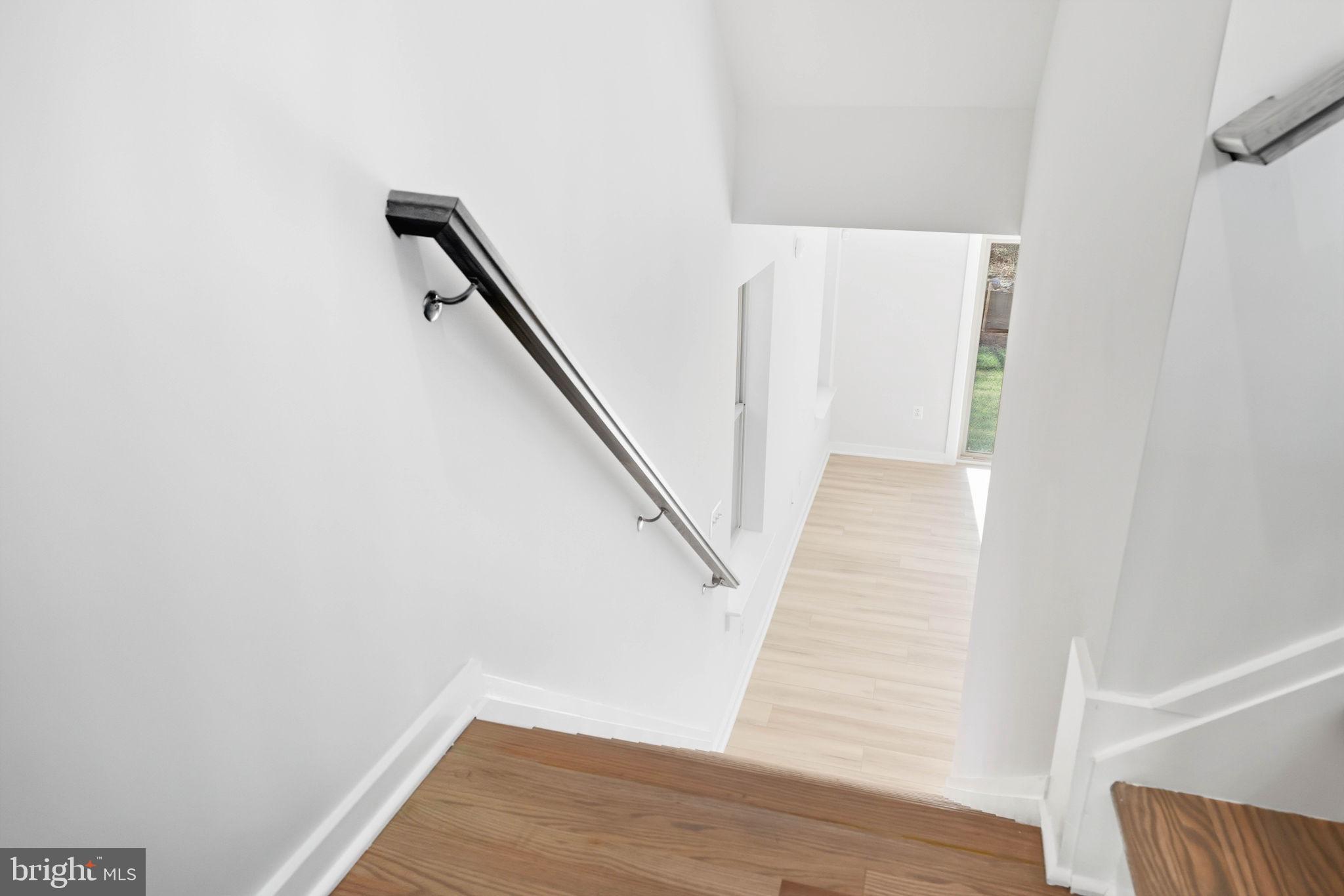 1011 VENIFENA TERRACE SE