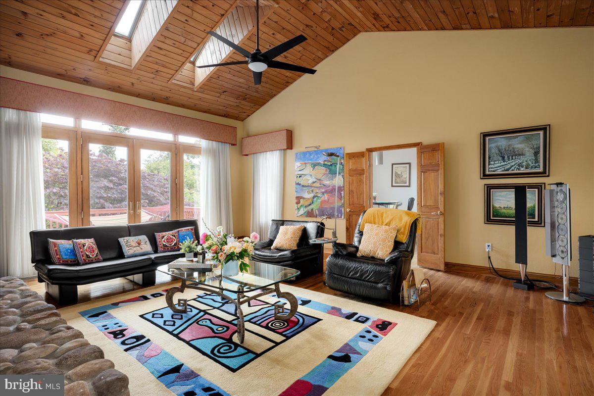 106 CREST RIVER DRIVE