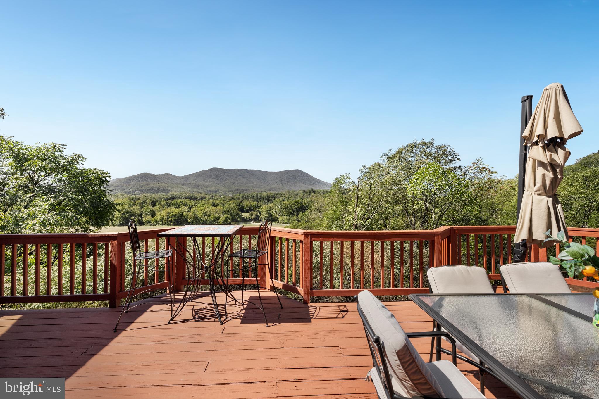 106 CREST RIVER DRIVE