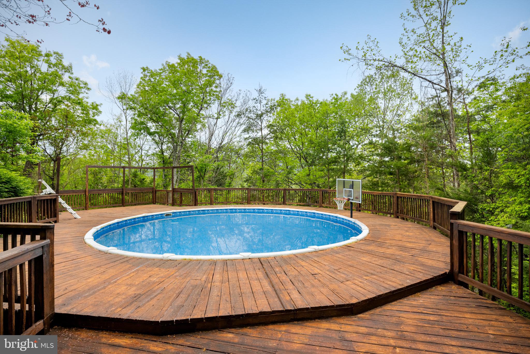 106 CREST RIVER DRIVE