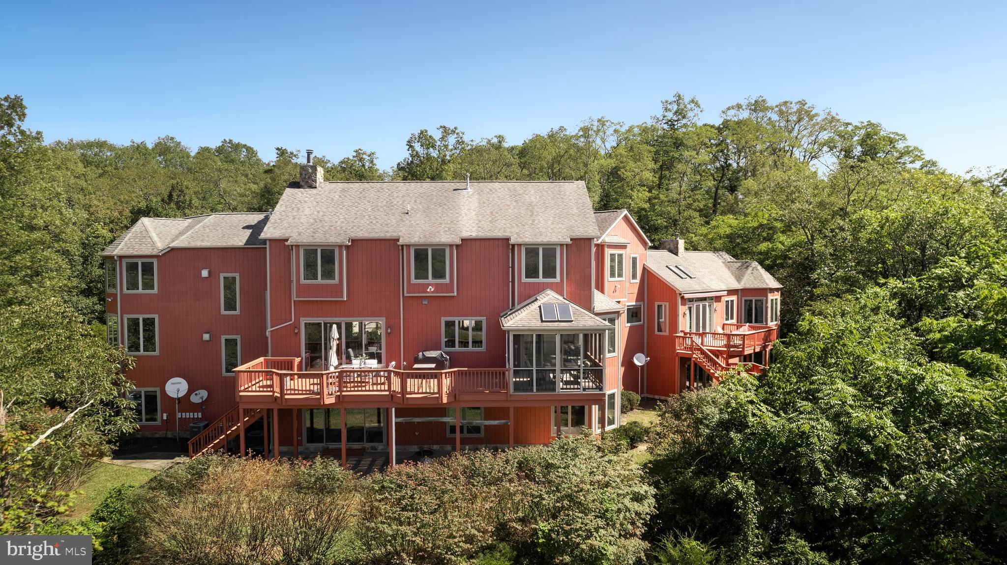 106 CREST RIVER DRIVE