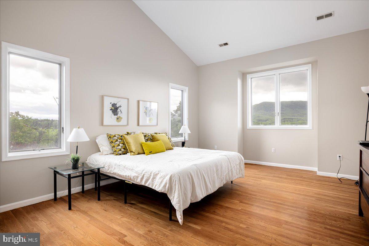 106 CREST RIVER DRIVE