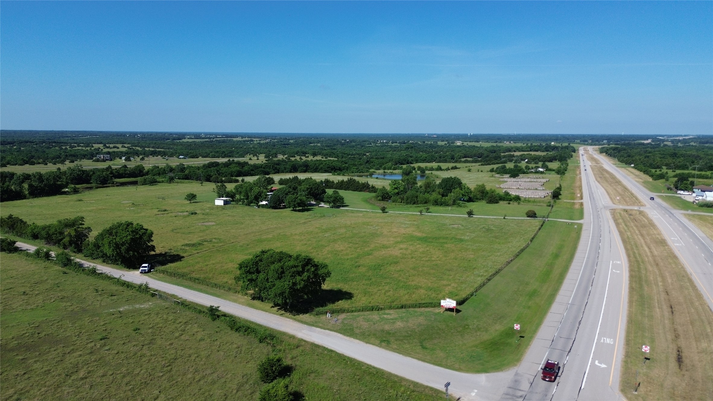 4102 E US Highway 82 Highway