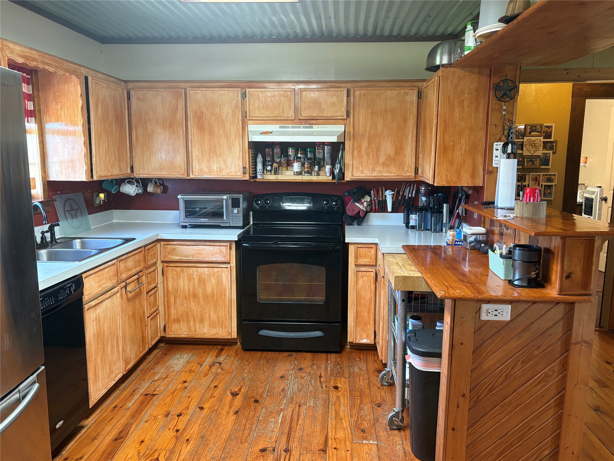 15901 County Road 1030