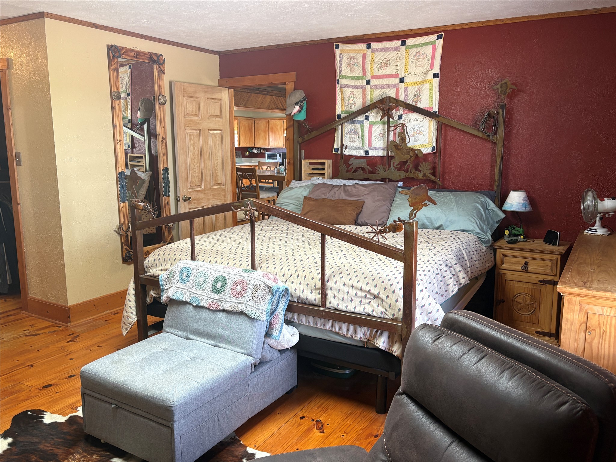 15901 County Road 1030