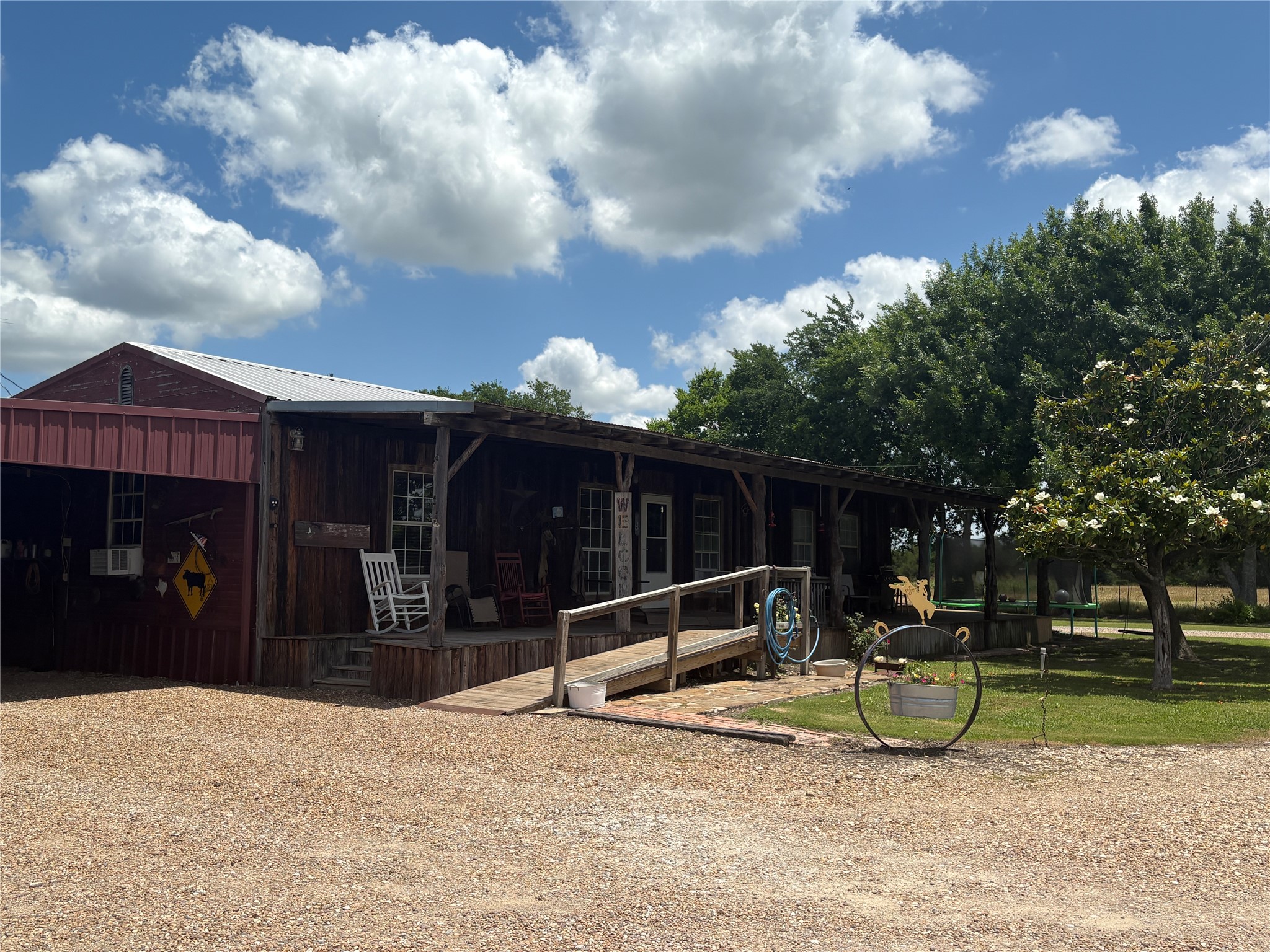 15901 County Road 1030