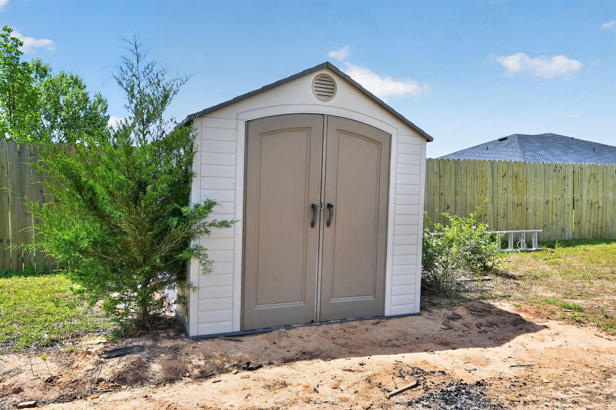 2409 Halfmoon Lane